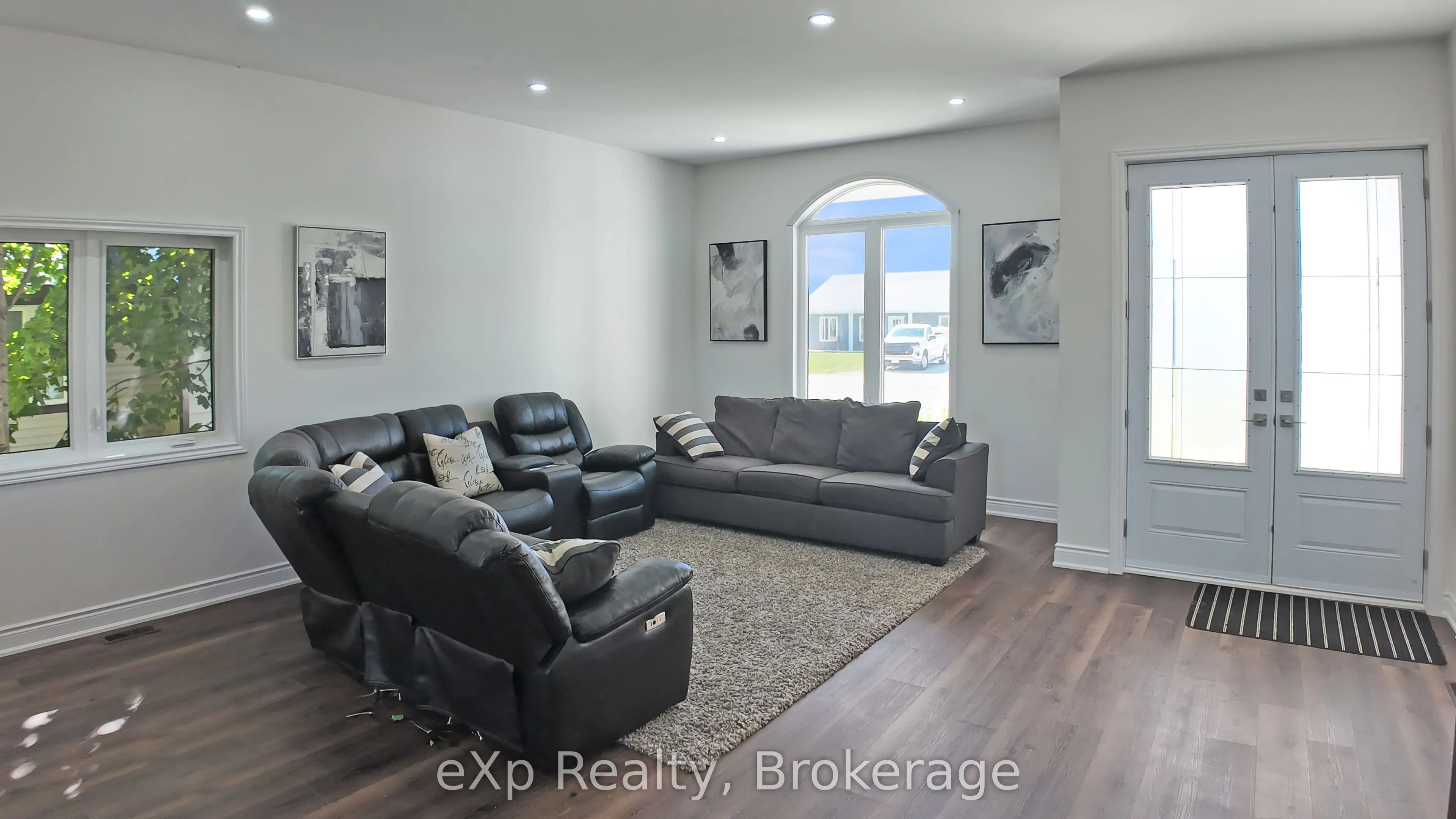 221 Forler Street
