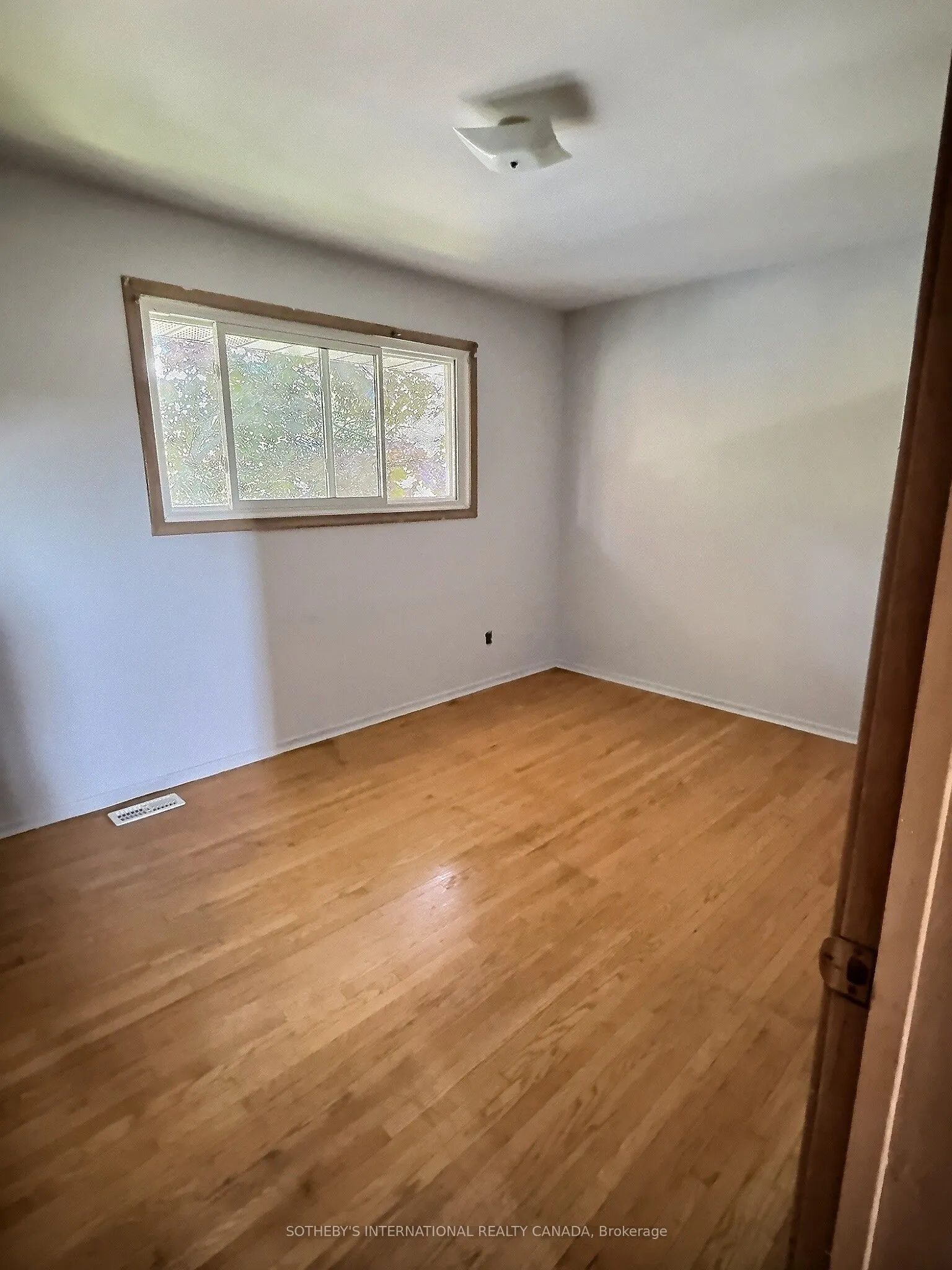 27 Hilltop Drive
