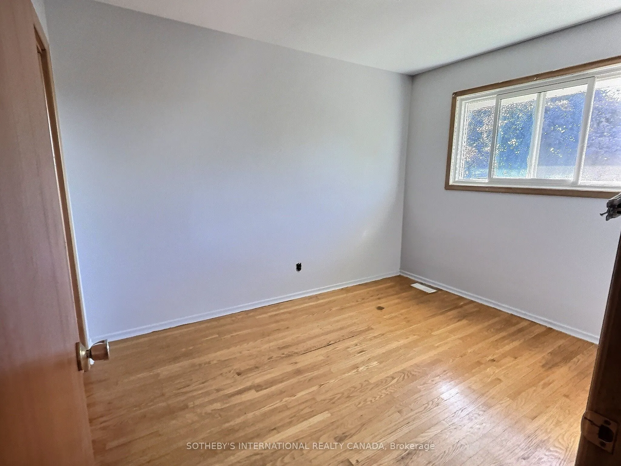 27 Hilltop Drive
