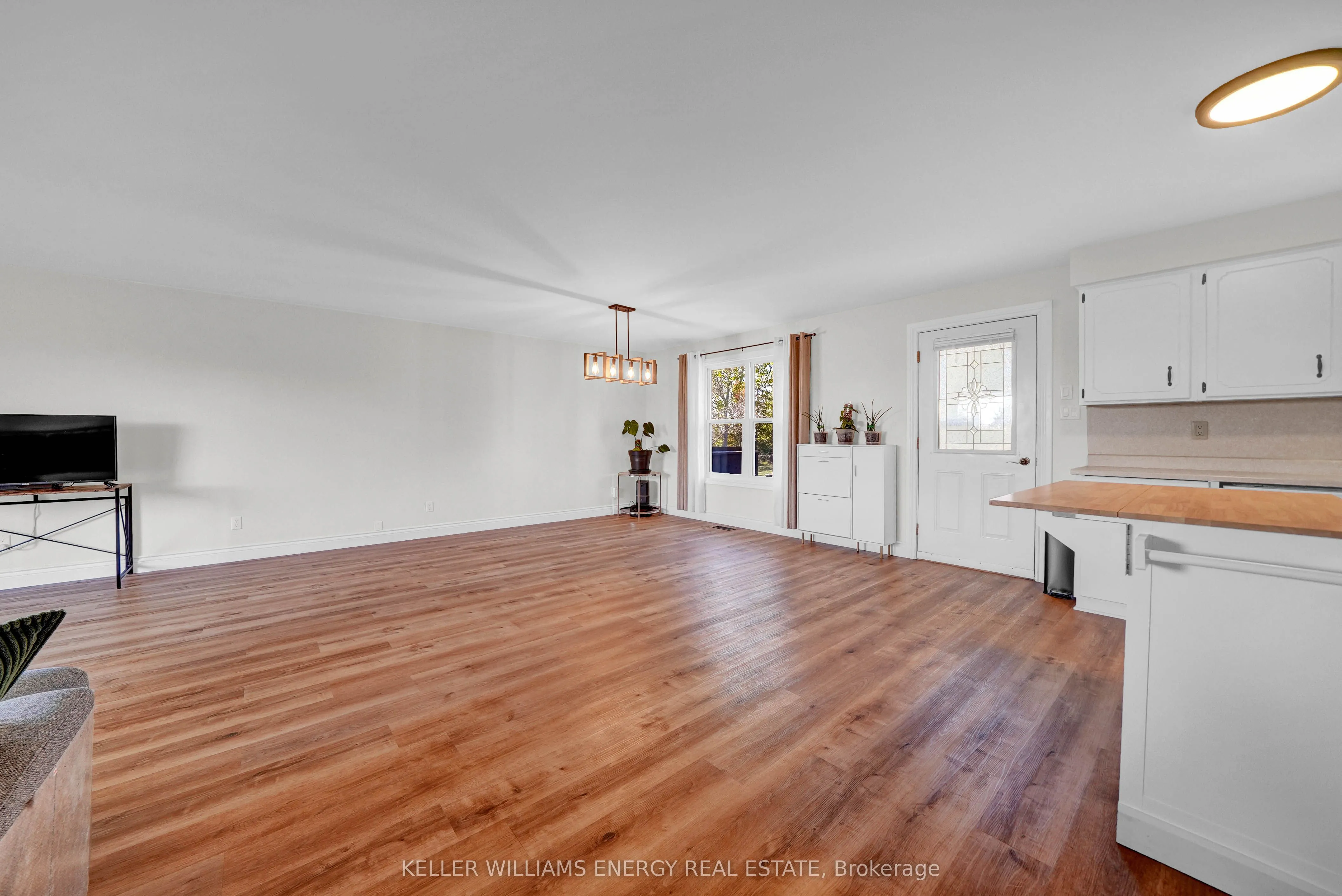 106 Oram Road