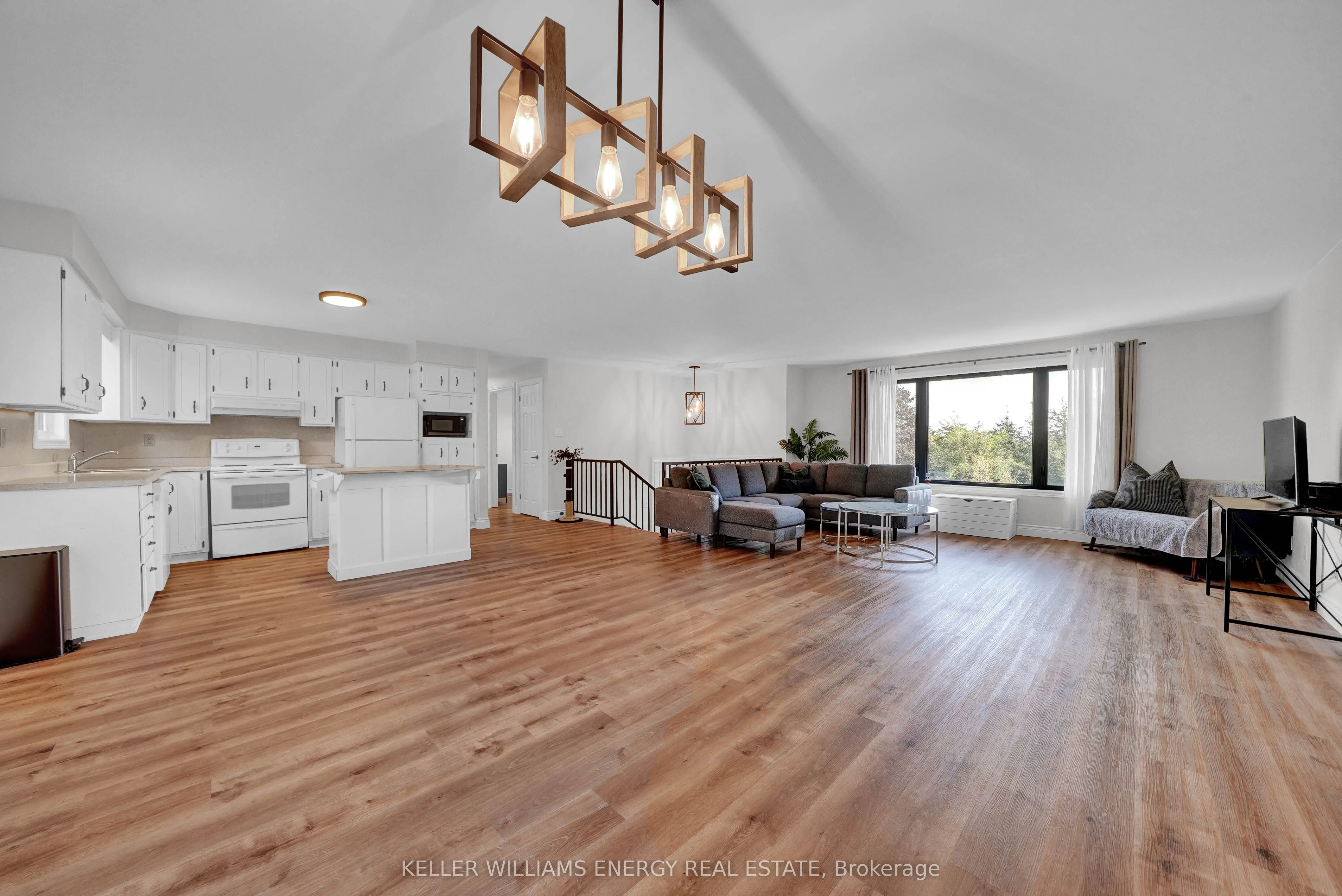 106 Oram Road