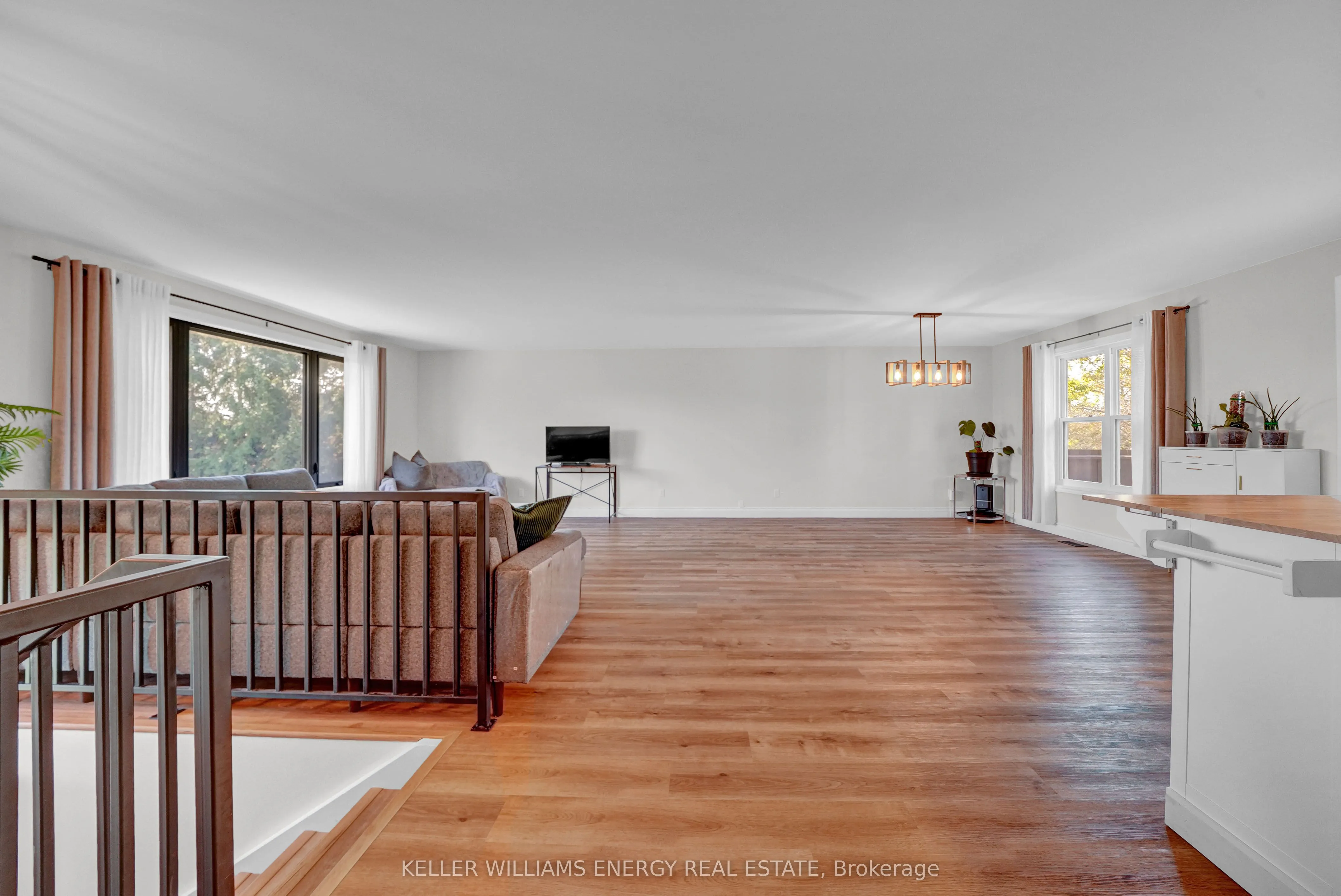 106 Oram Road