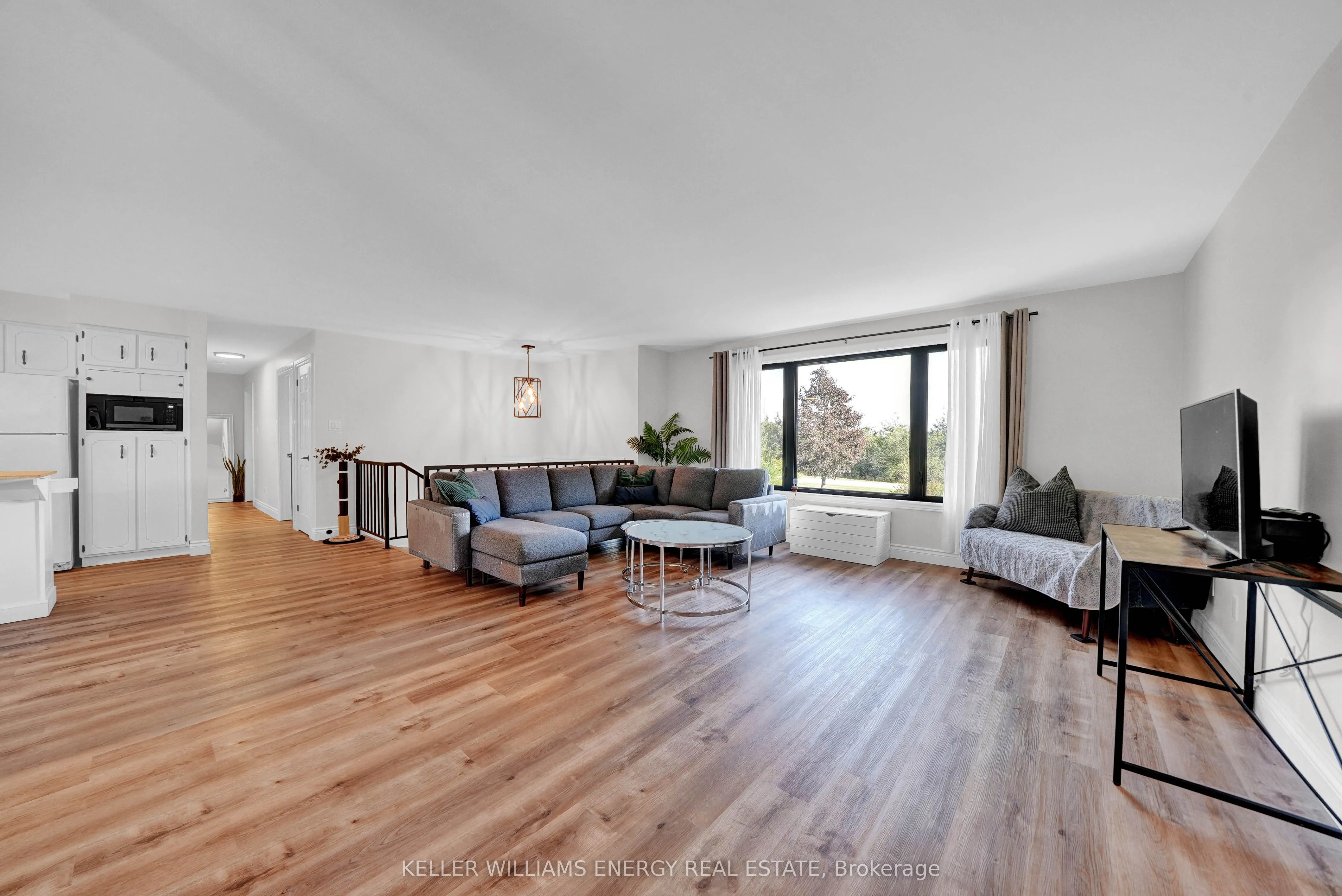 106 Oram Road