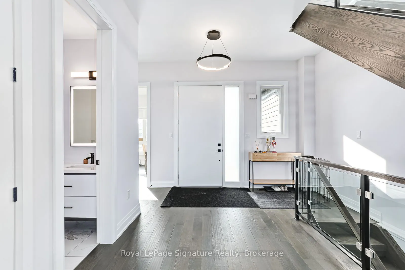 107 SLADDEN Court