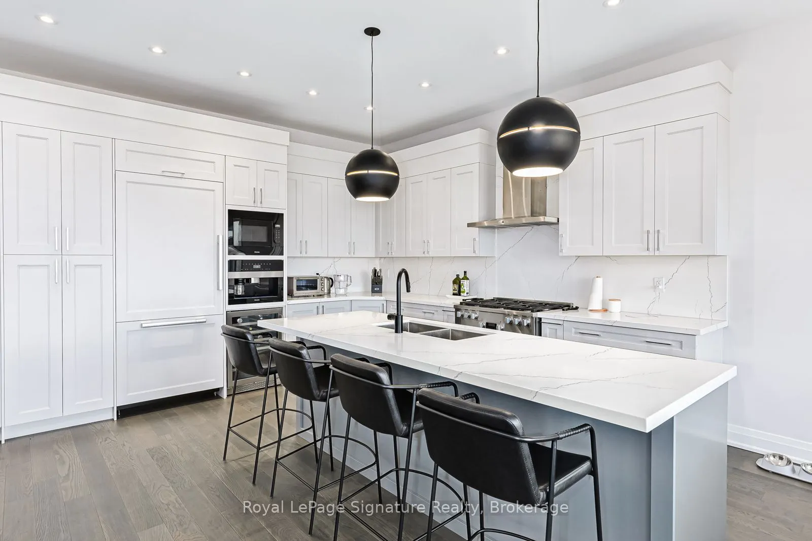 107 SLADDEN Court