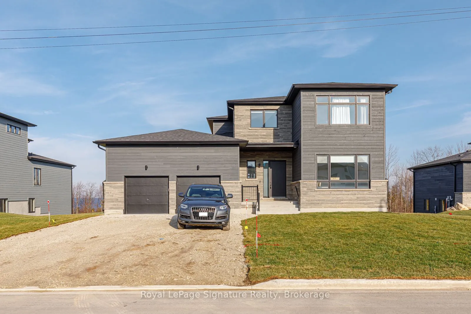 107 SLADDEN Court