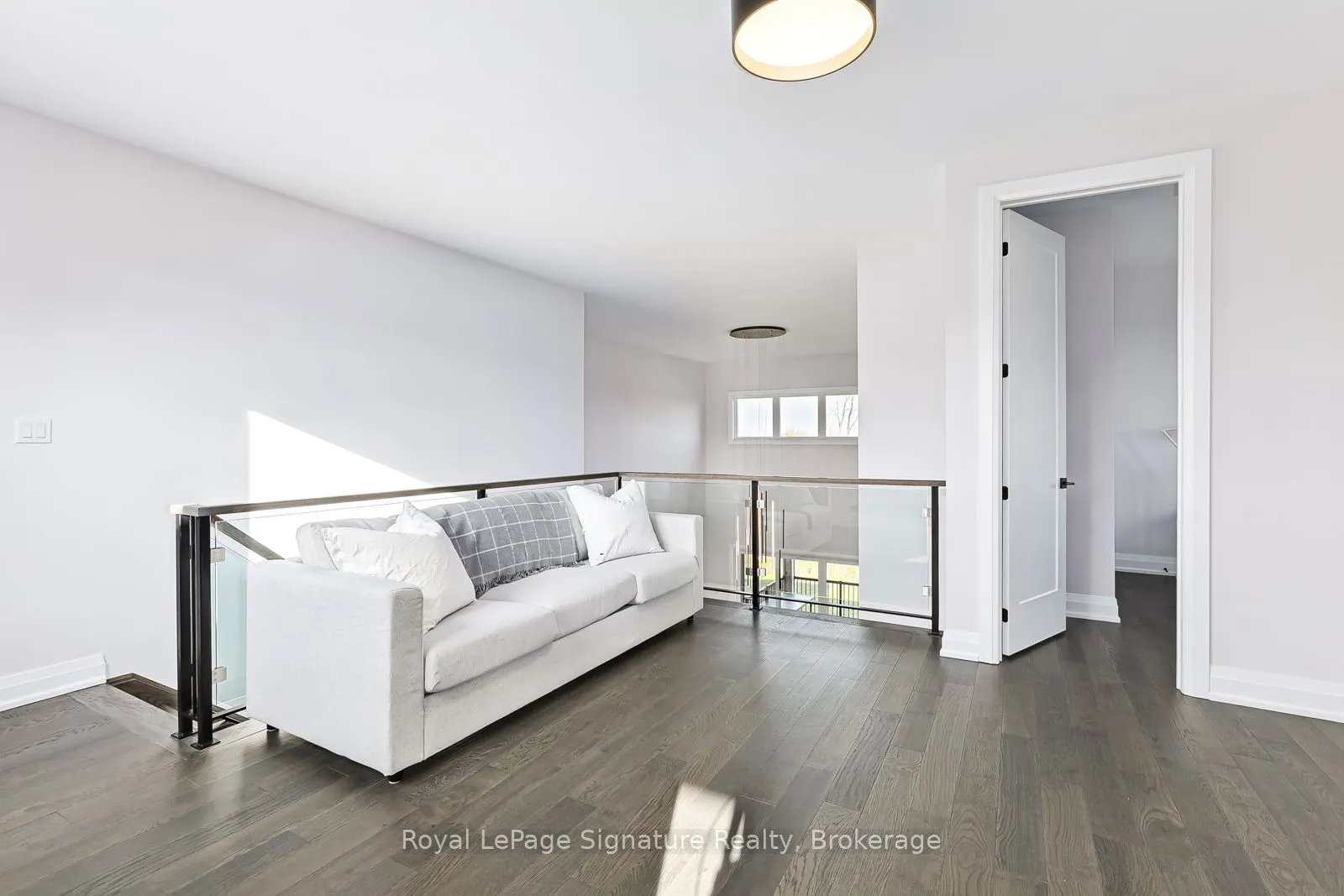 107 SLADDEN Court
