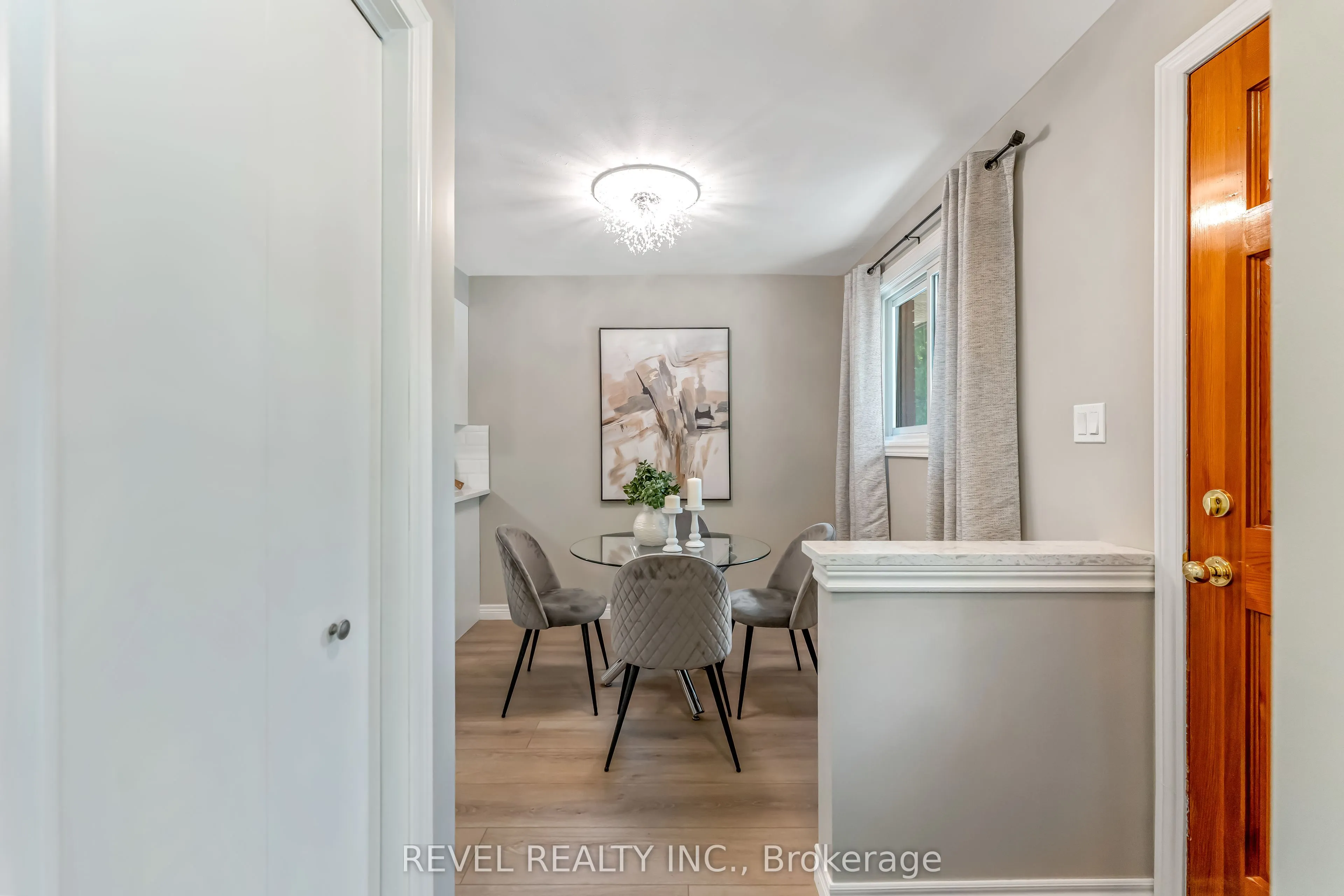 323 Hixon Road