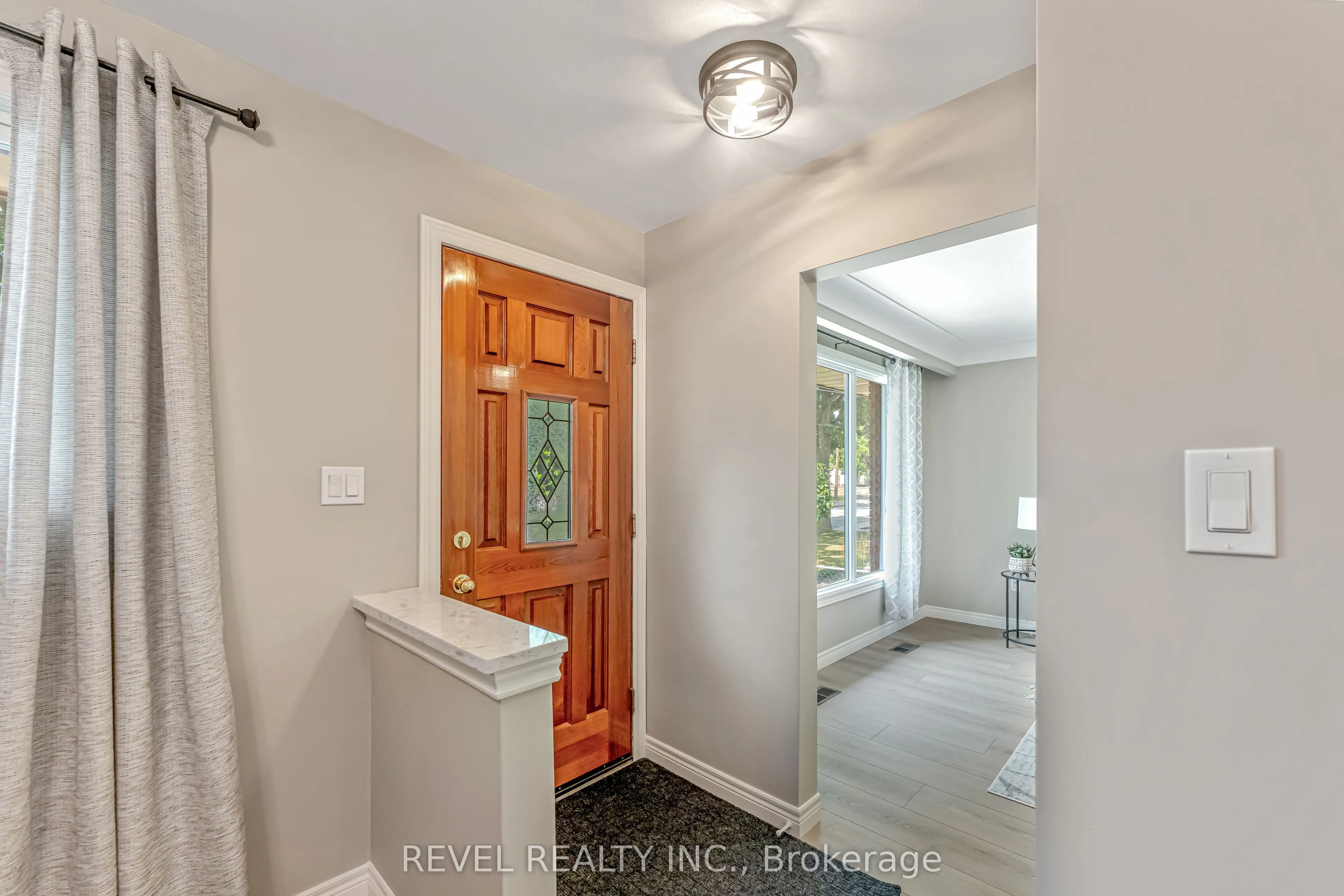 323 Hixon Road
