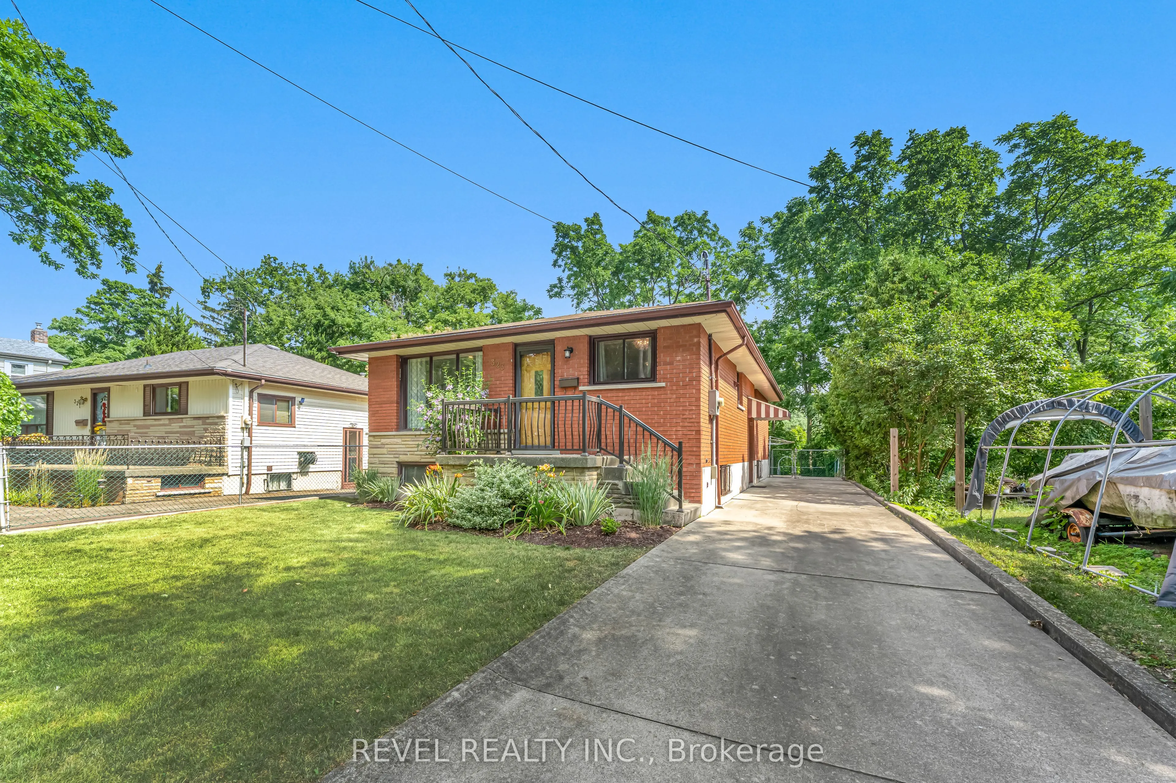 323 Hixon Road