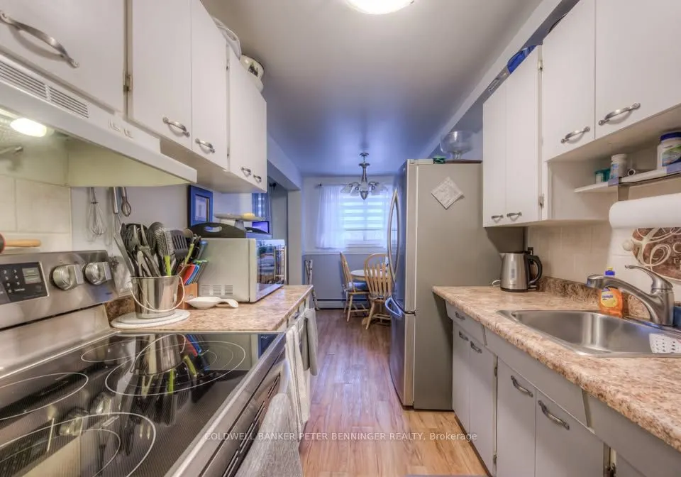 1250 Duke Street, #13