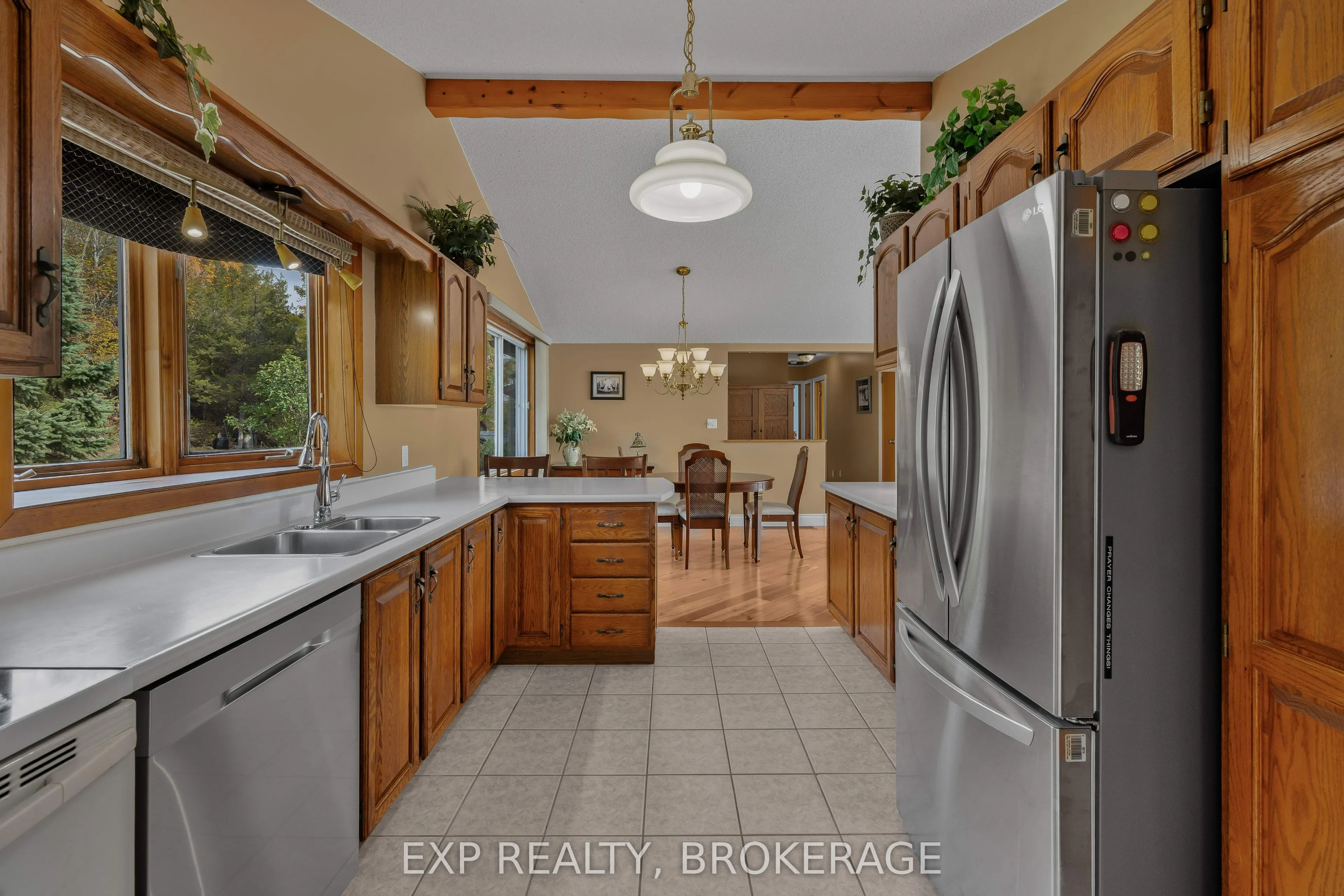 3037 Hilltop Lane