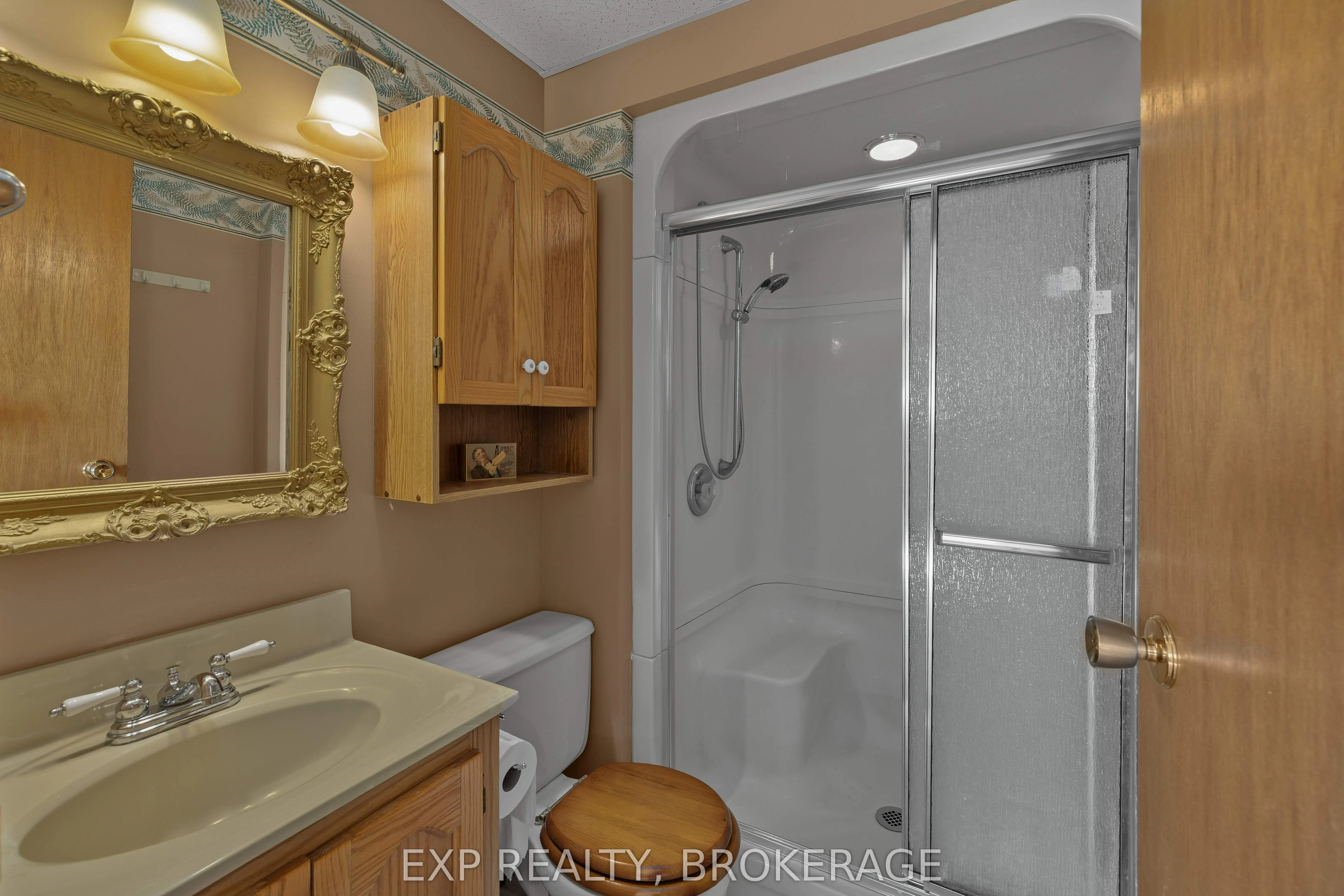3037 Hilltop Lane