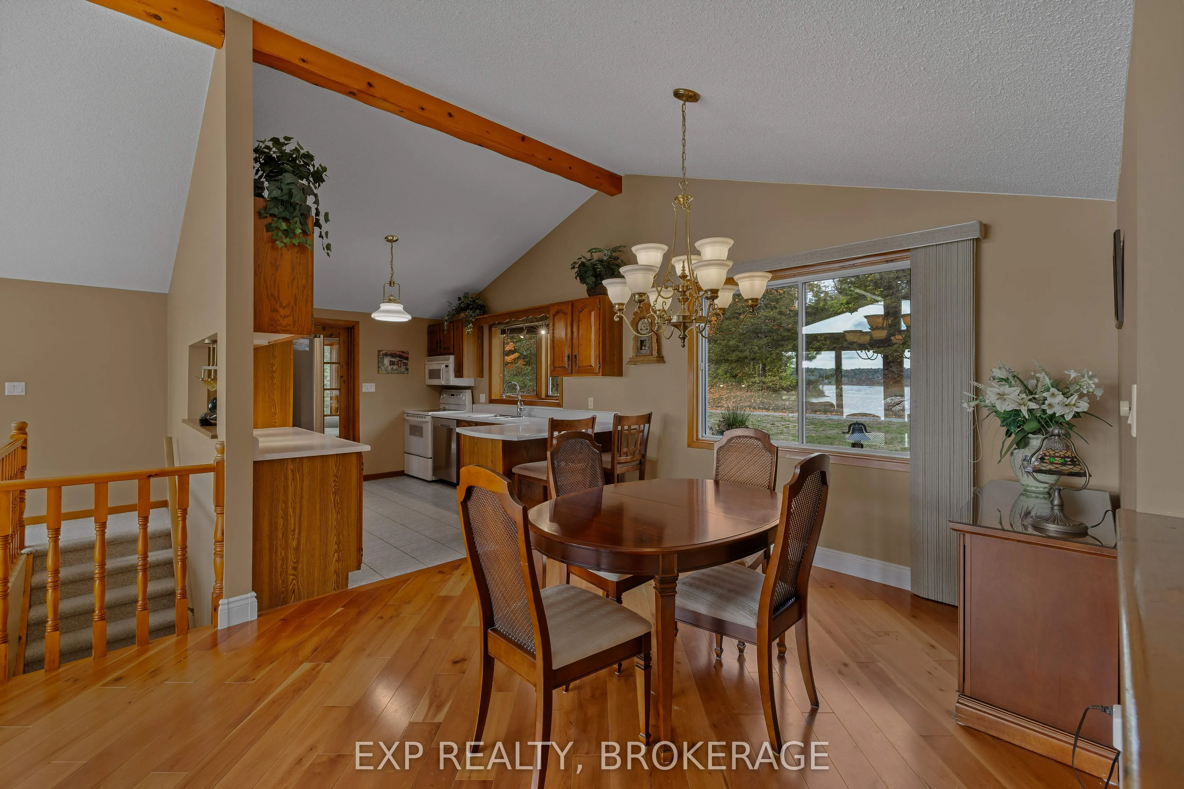 3037 Hilltop Lane