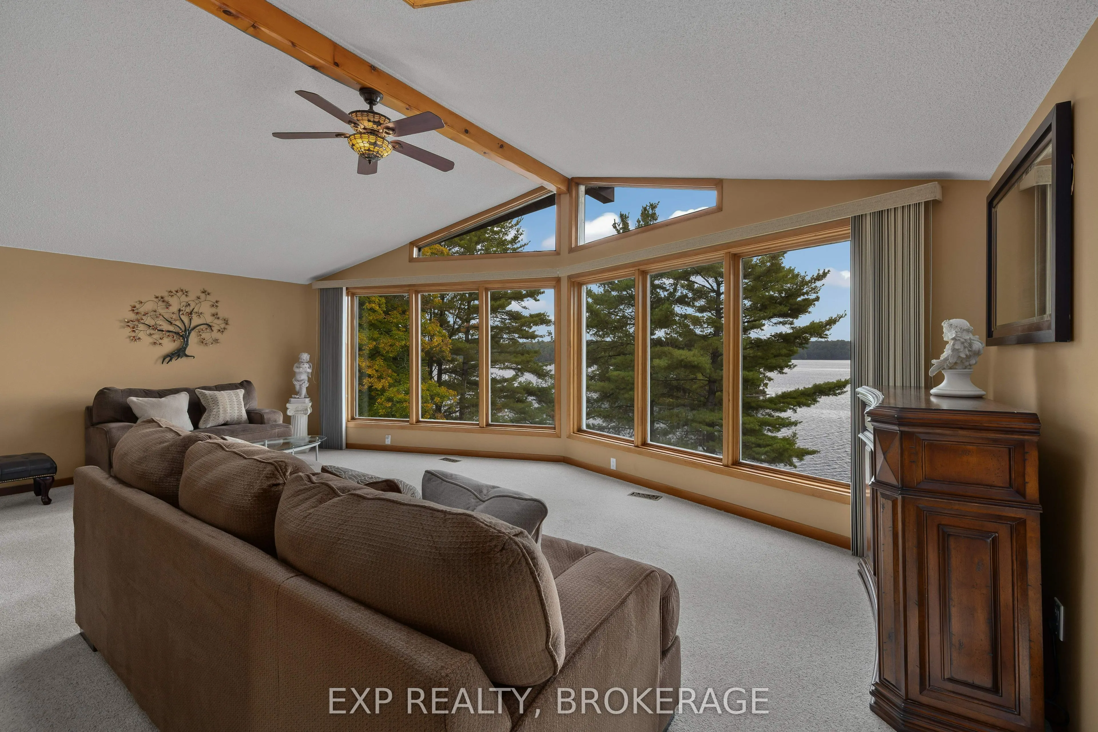 3037 Hilltop Lane