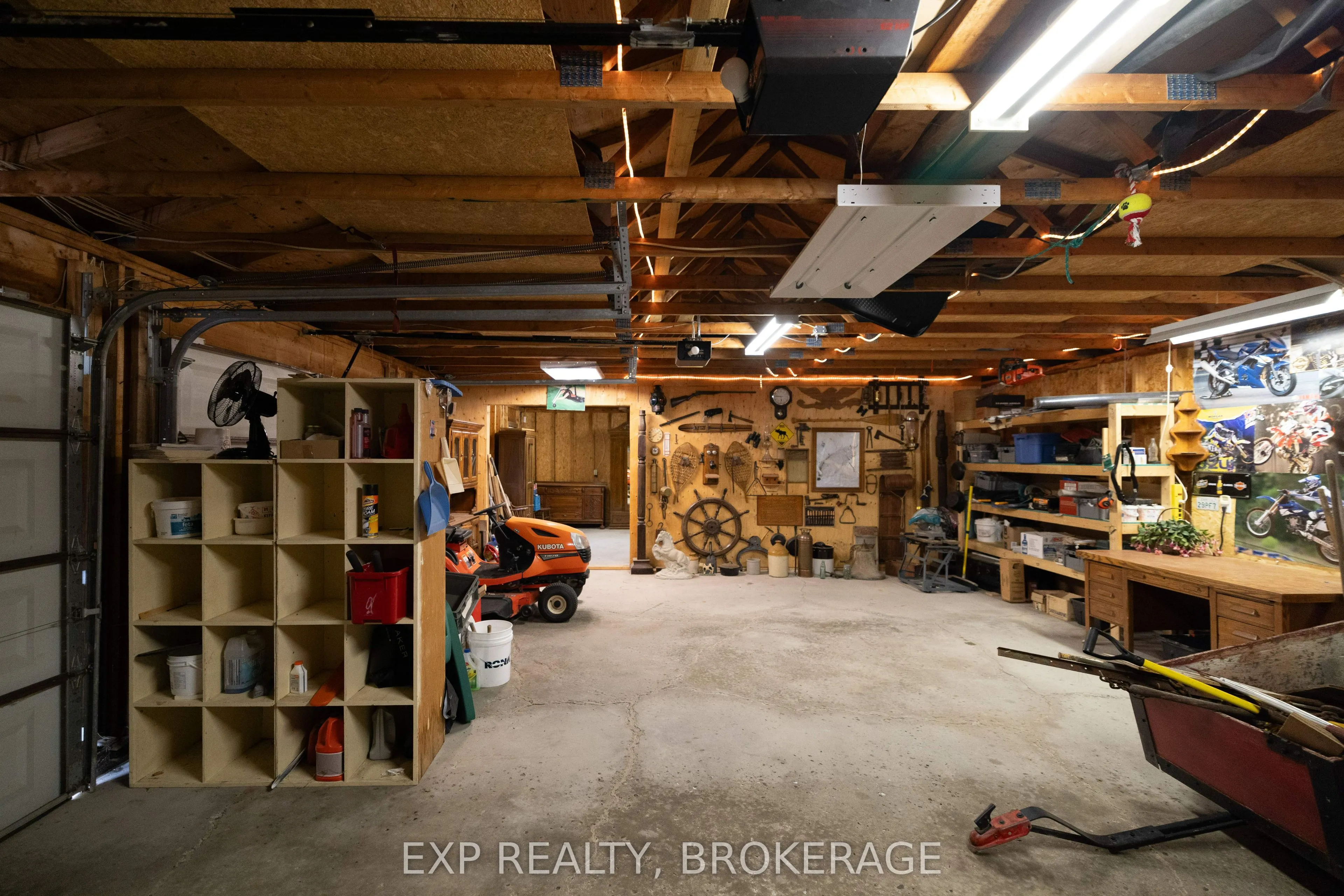 3037 Hilltop Lane