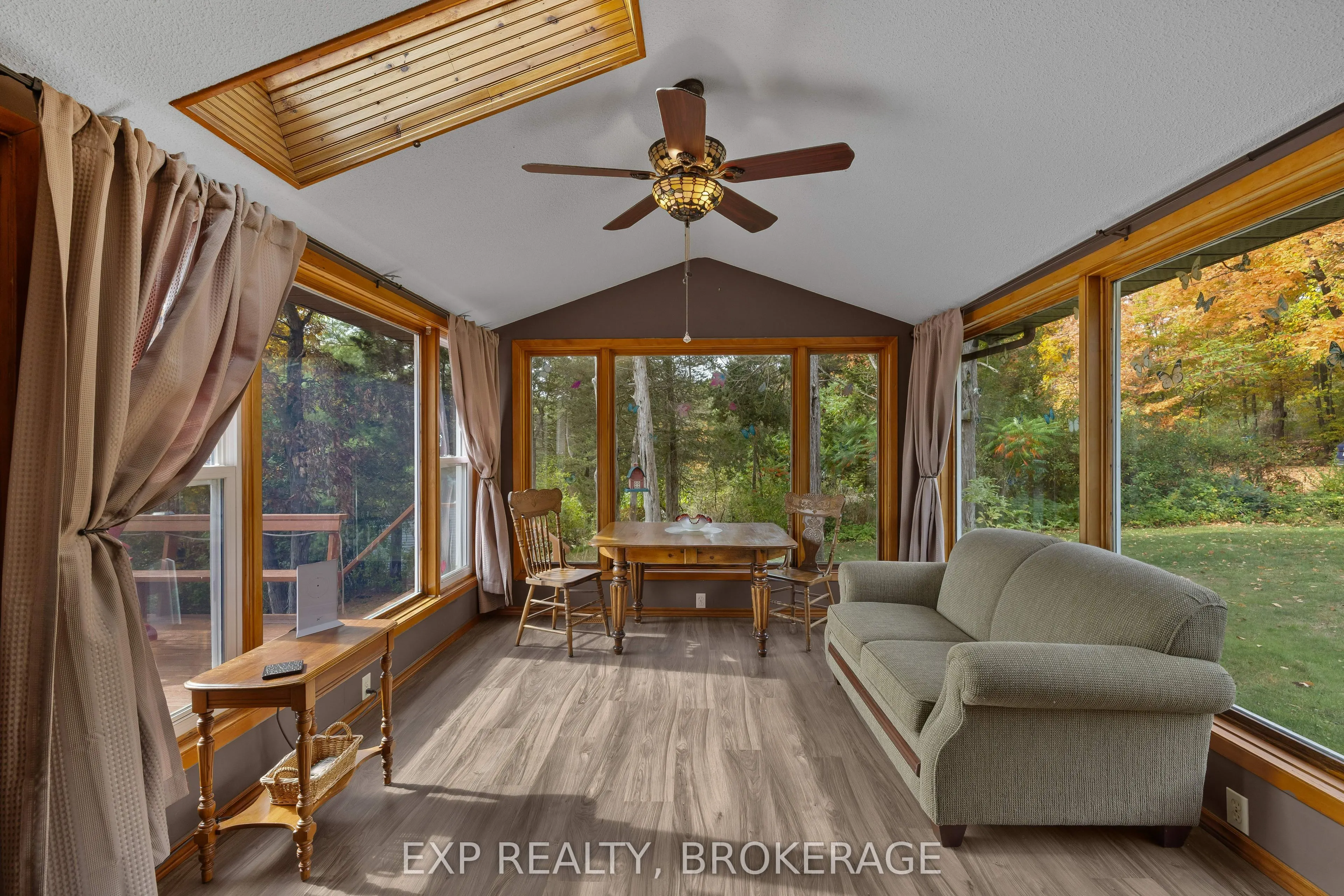 3037 Hilltop Lane