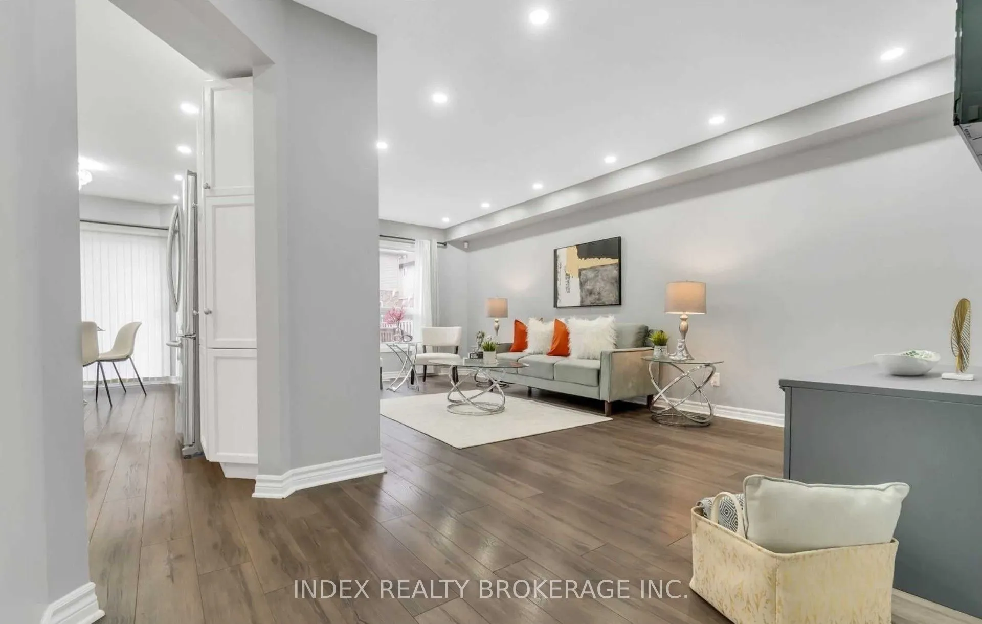 3389 Georgeheriot Lane
