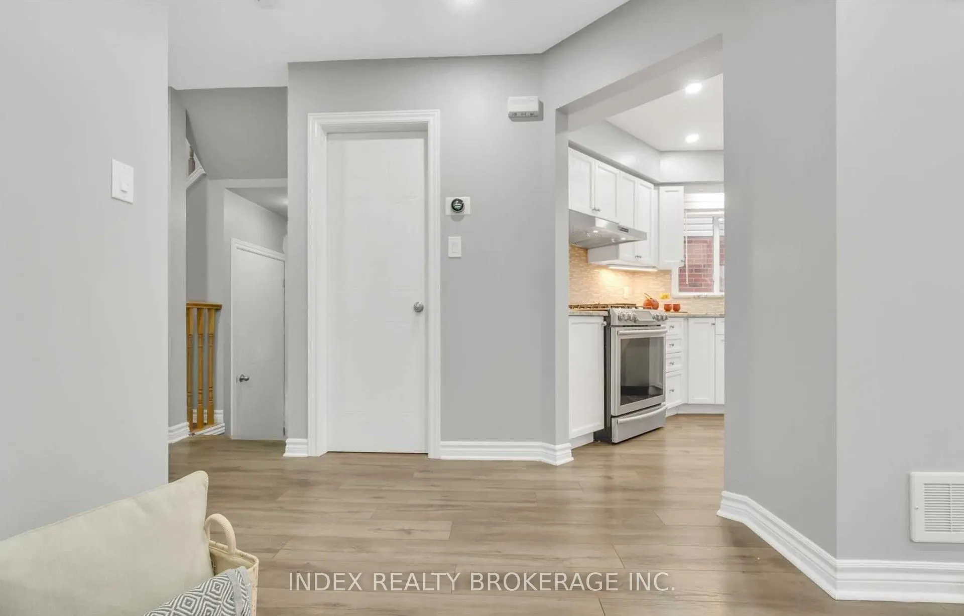 3389 Georgeheriot Lane