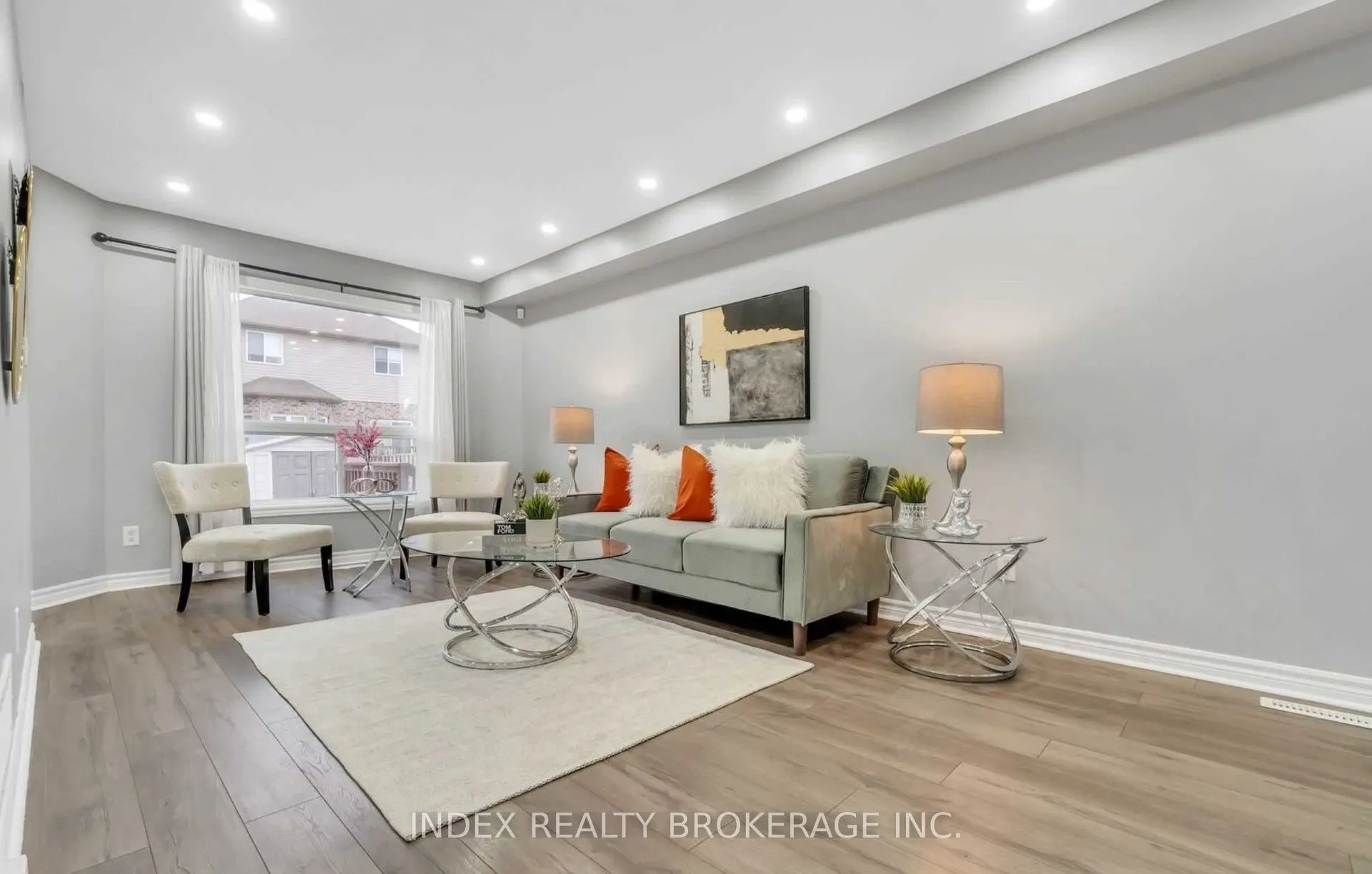 3389 Georgeheriot Lane