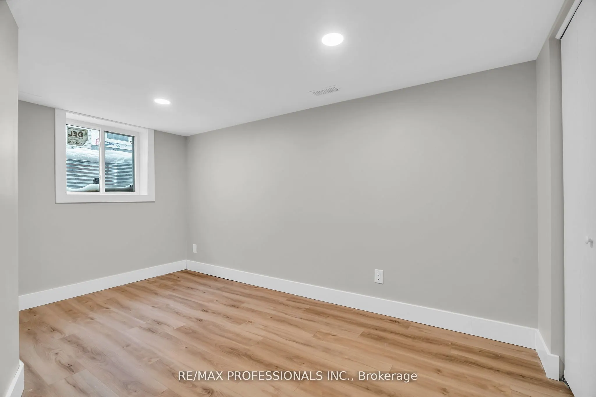 139 Byron Avenue, #Lower