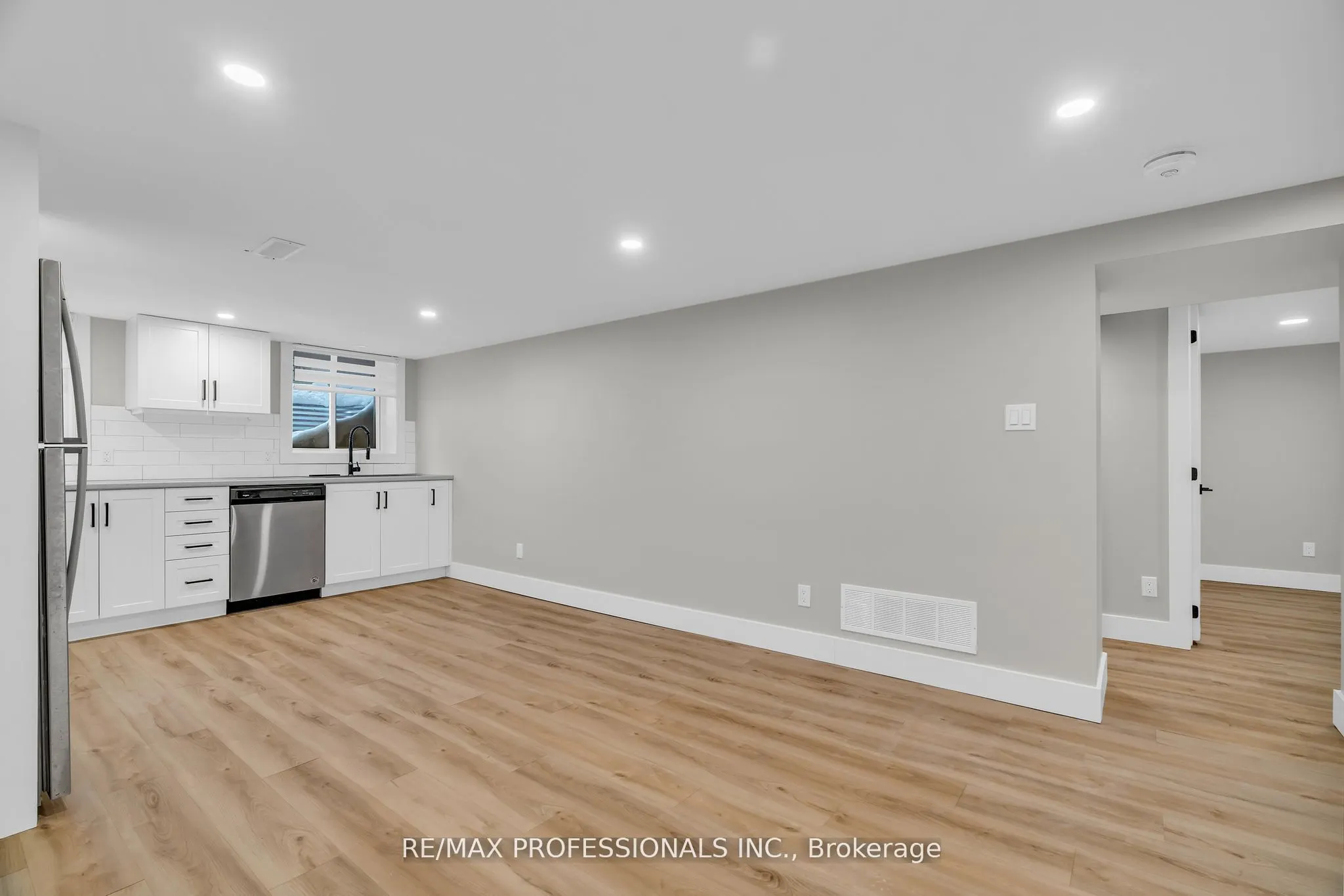 139 Byron Avenue, #Lower
