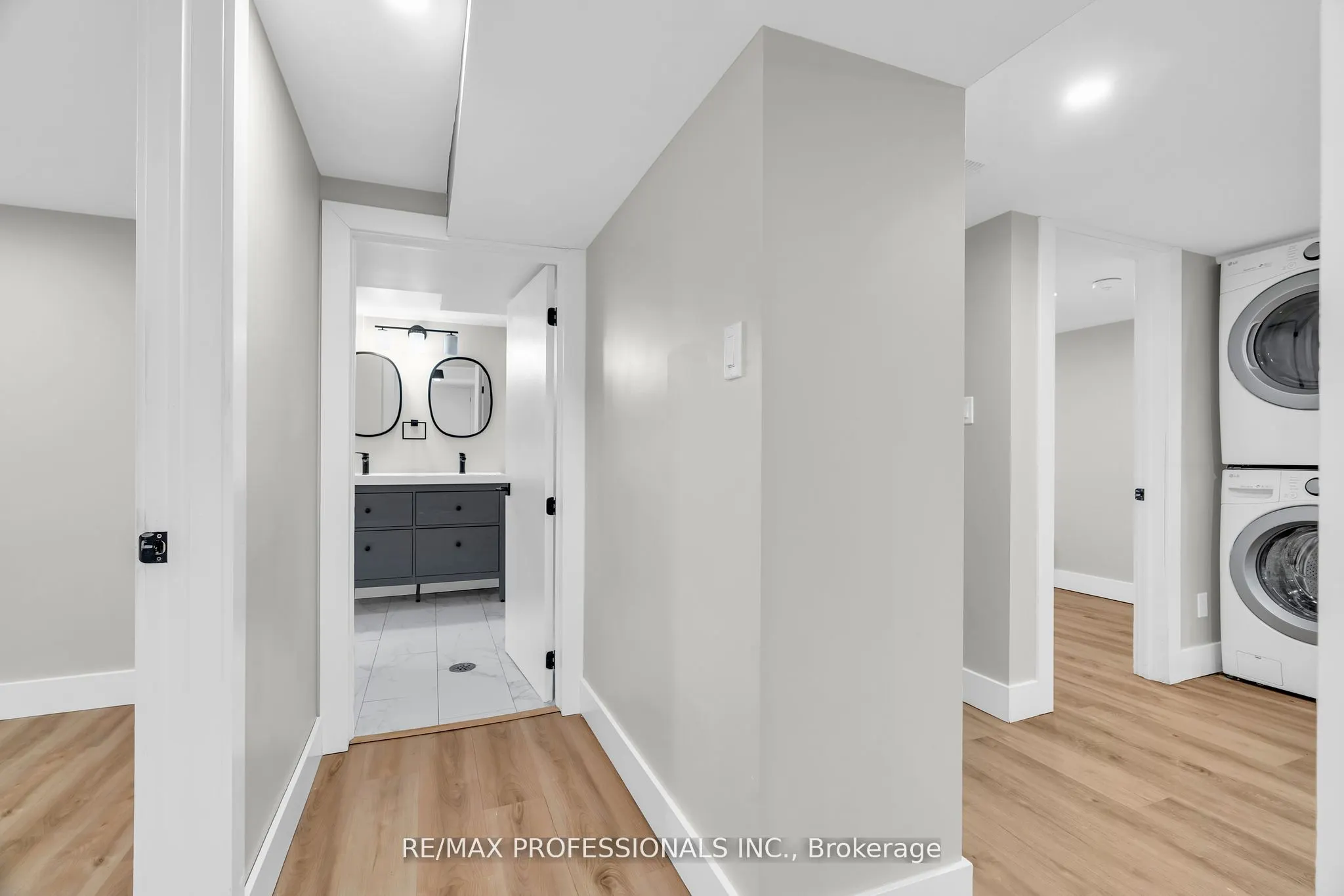 139 Byron Avenue, #Lower