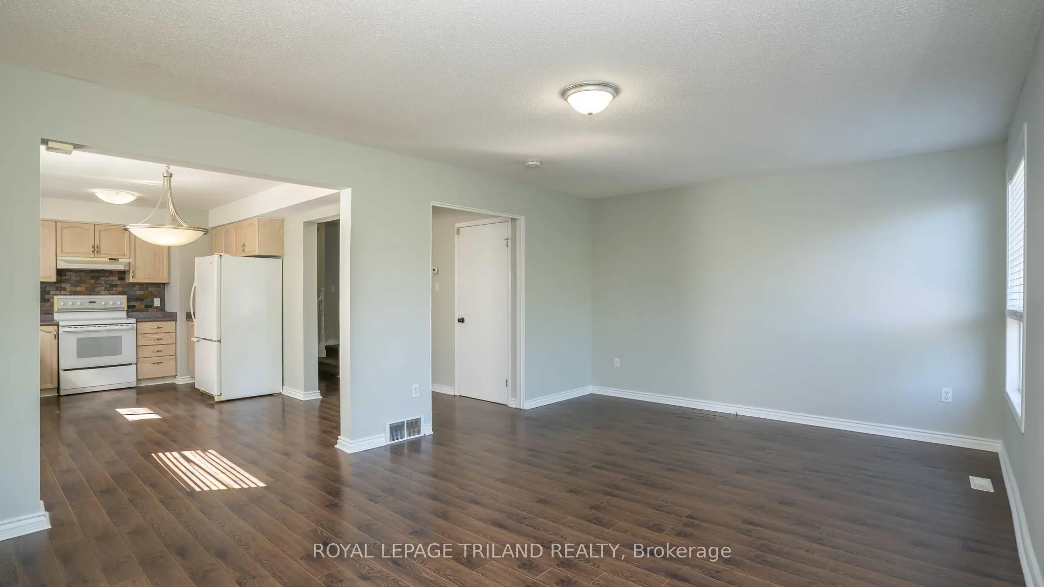 223 SIMPSON Crescent