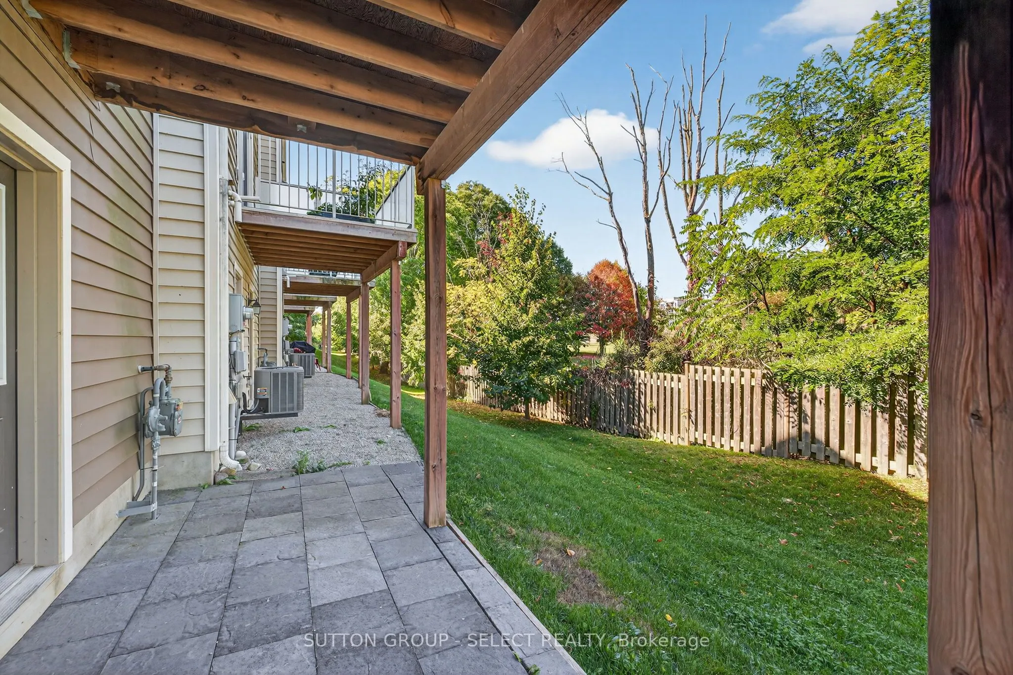 1040 CORONATION Drive, #29