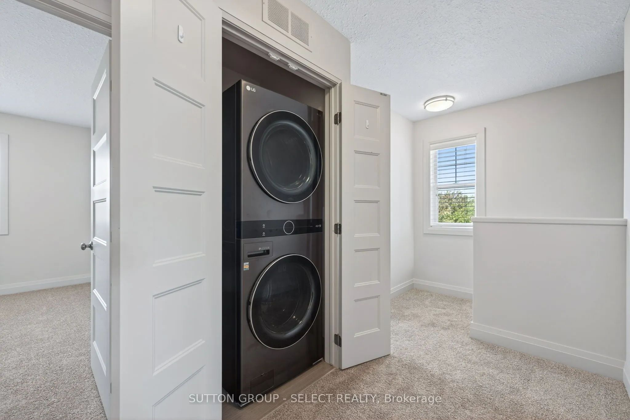 1040 CORONATION Drive, #29