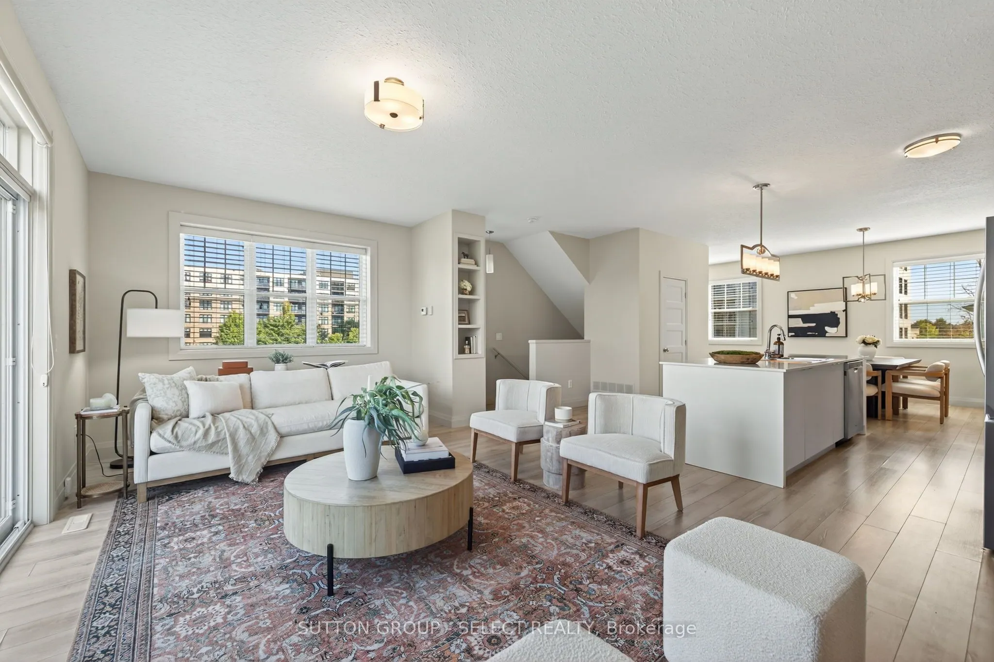 1040 CORONATION Drive, #29