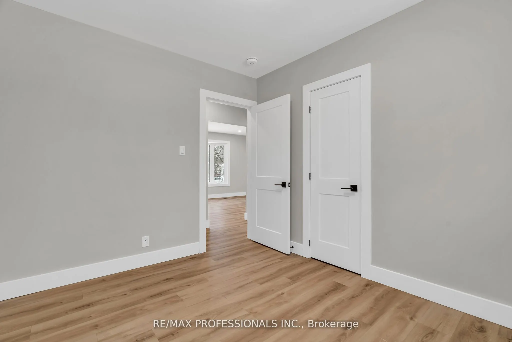 139 Byron Avenue, #Upper