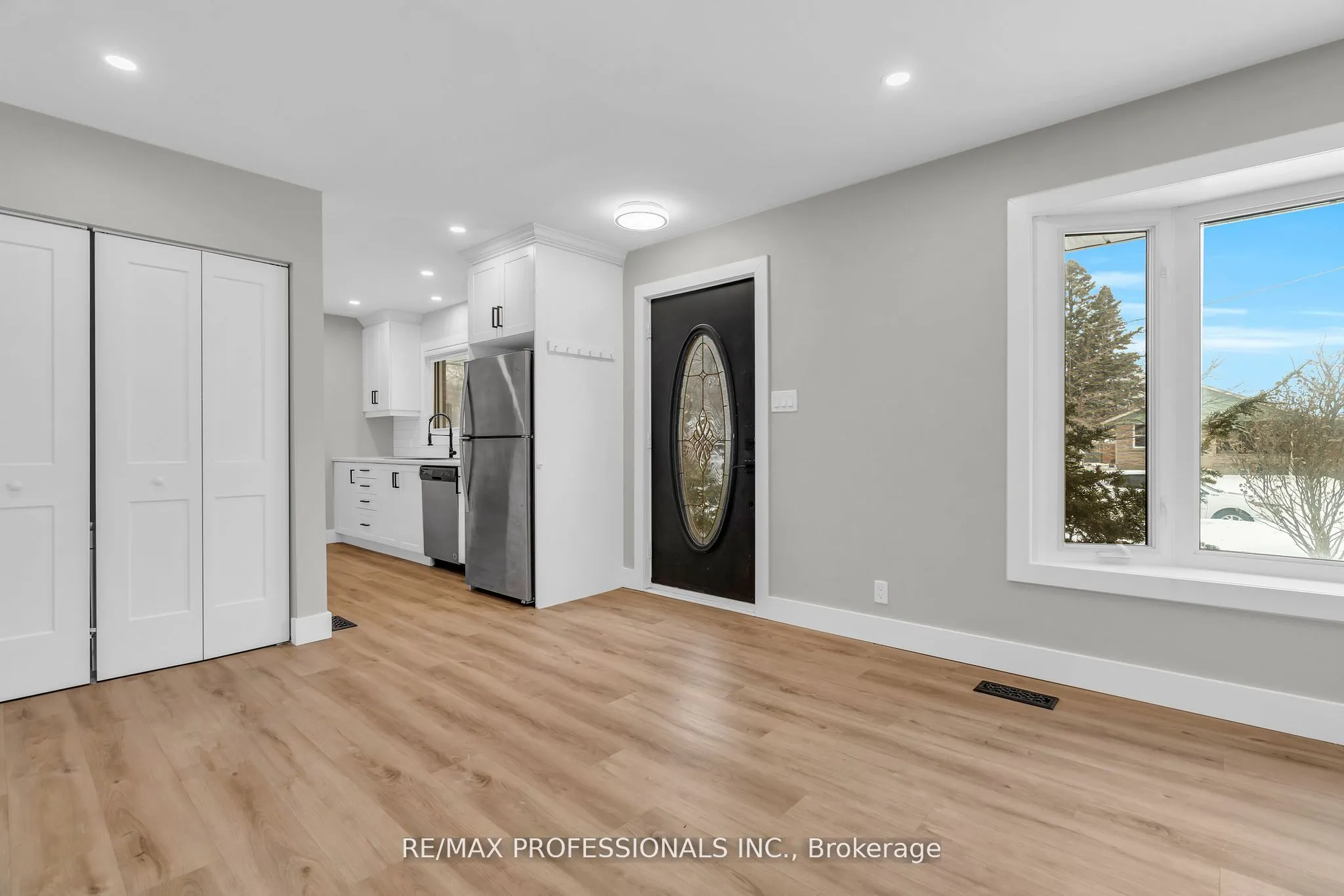 139 Byron Avenue, #Upper