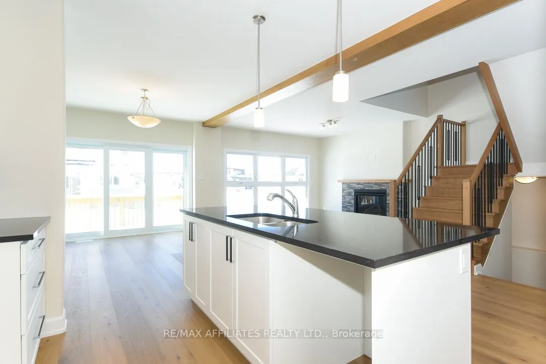 1055 Chablis Crescent