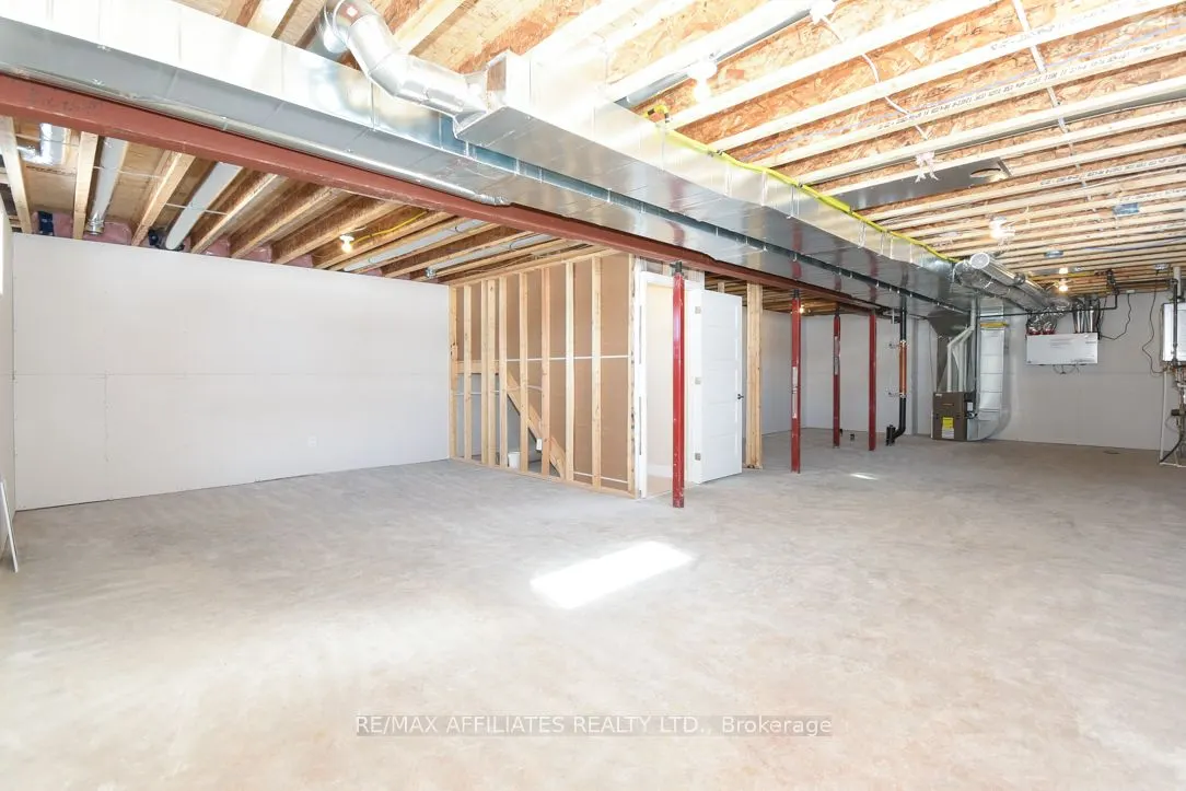 1055 Chablis Crescent