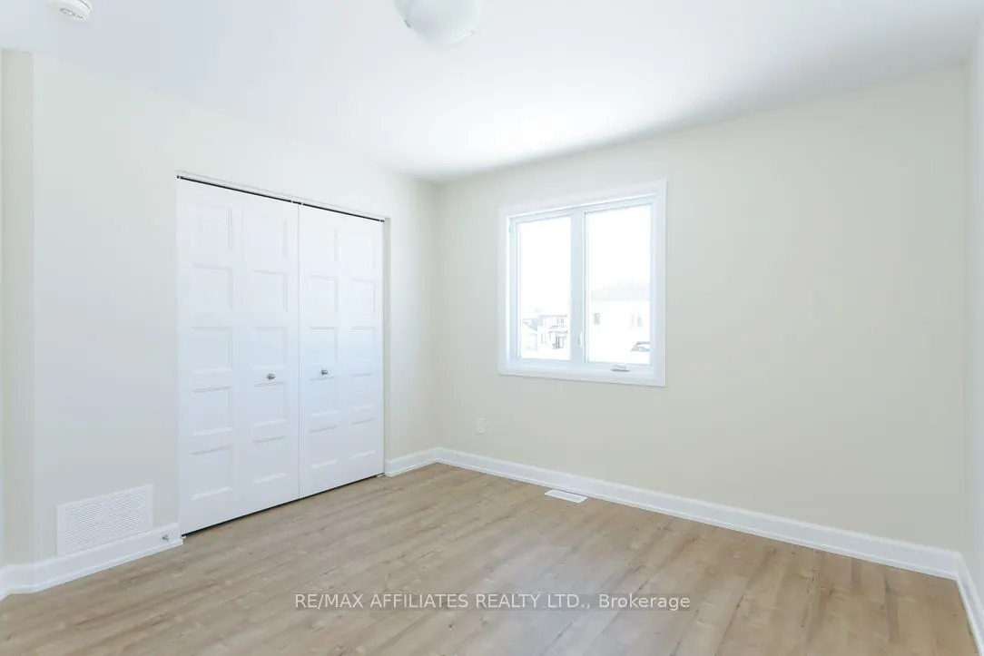 1055 Chablis Crescent