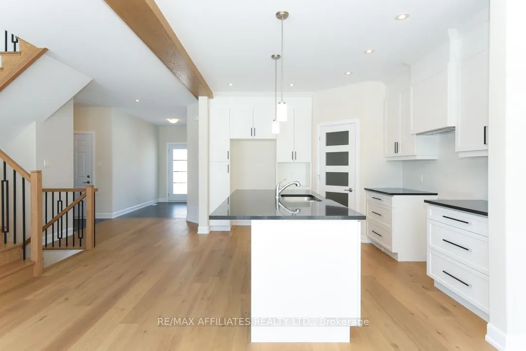 1055 Chablis Crescent