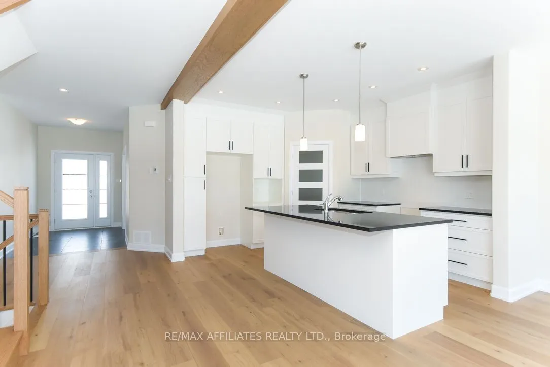 1055 Chablis Crescent