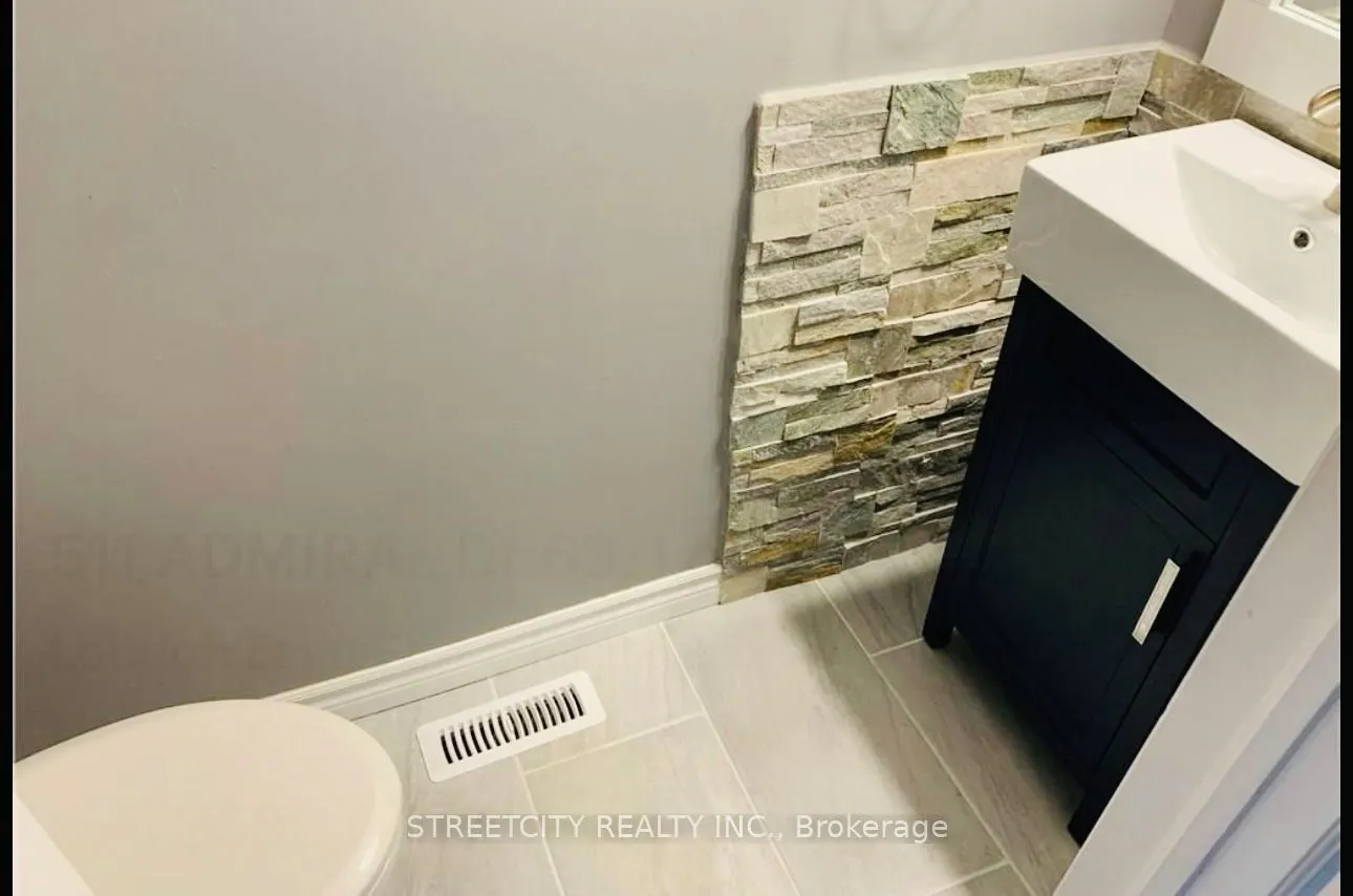 511 Admiral Drive, #63