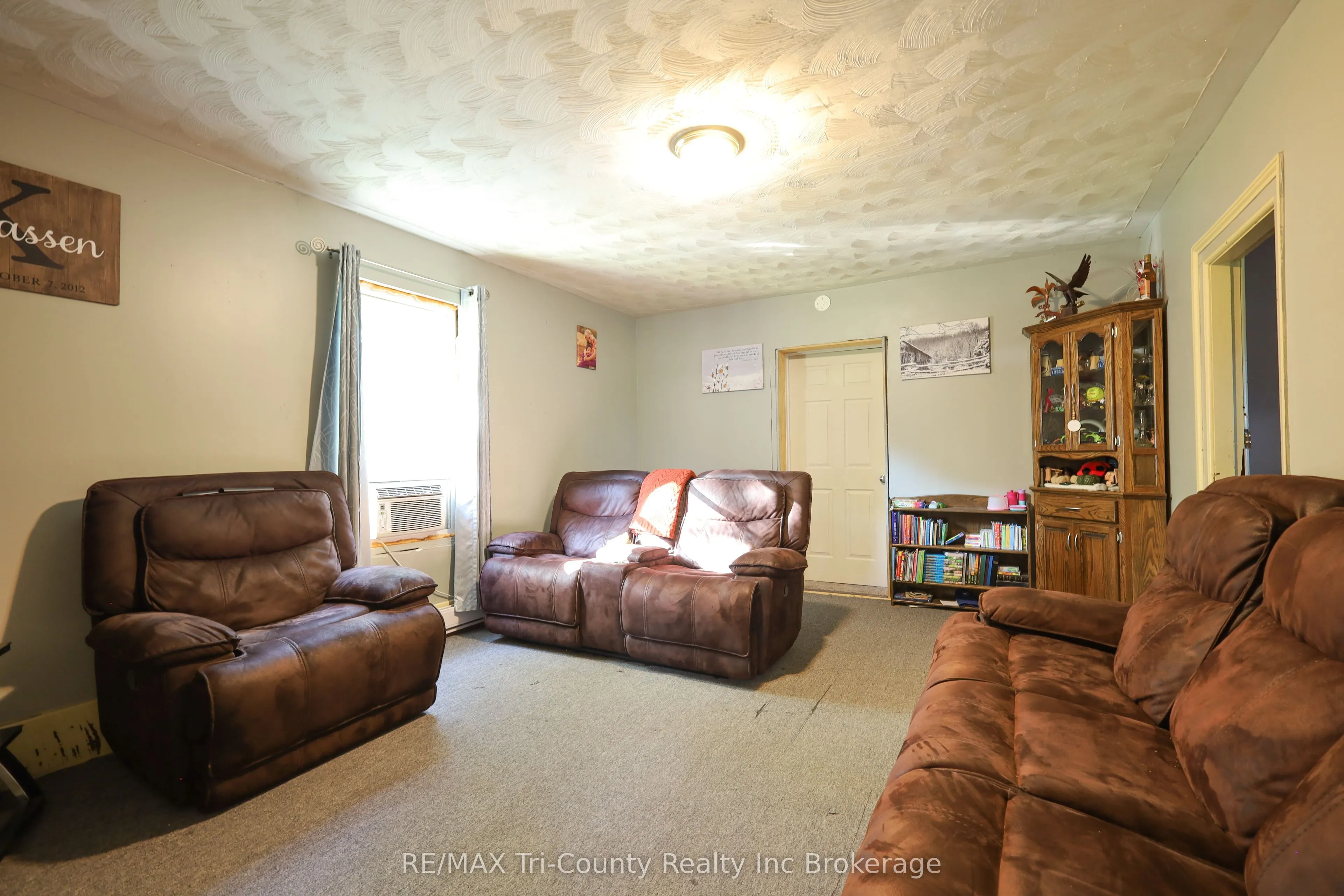 1225 1st Concession ENR Road