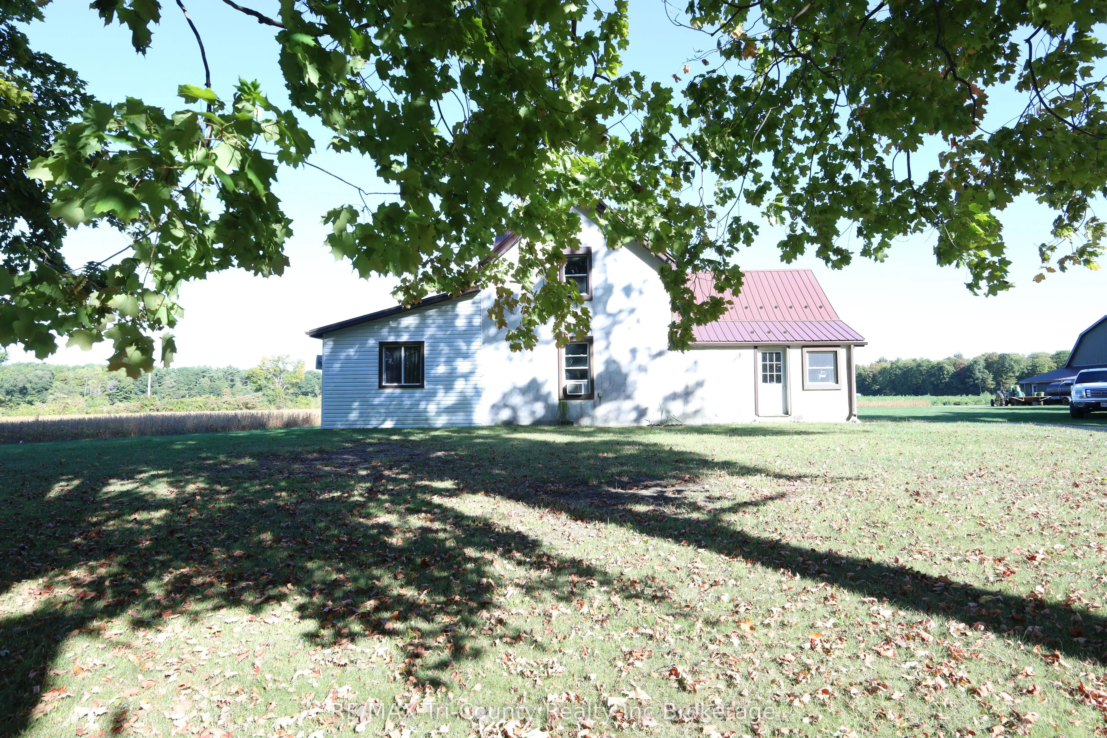 1225 1st Concession ENR Road