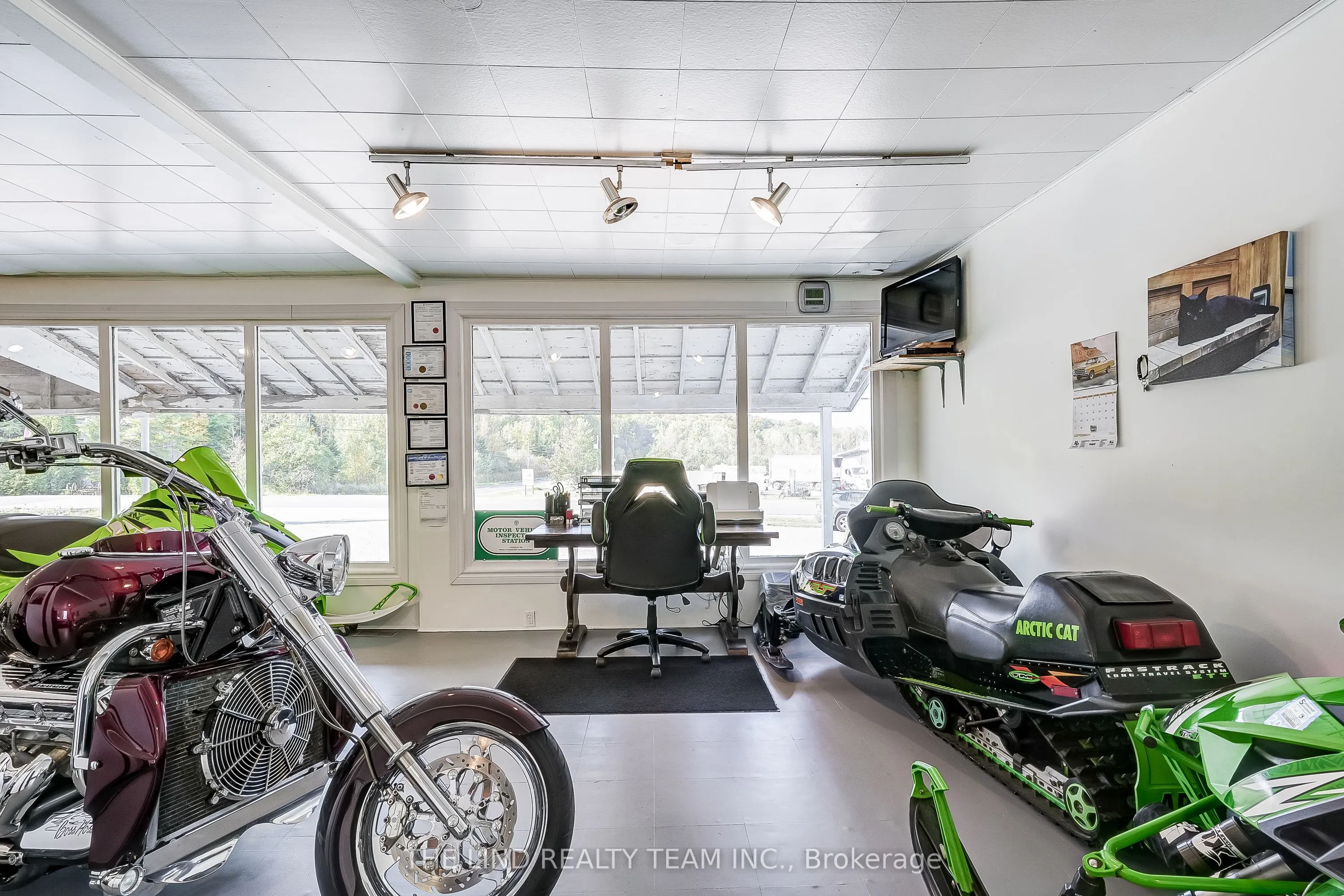 949 Raymond Road