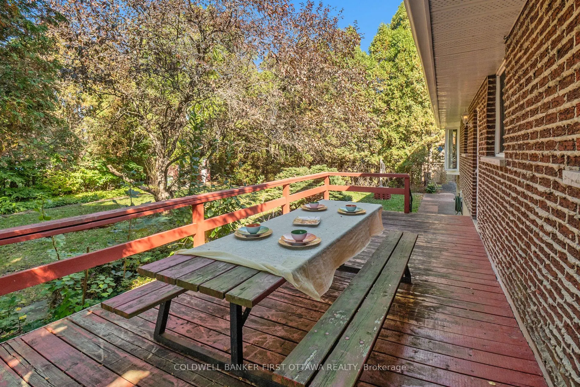 521 Ridgewood Drive