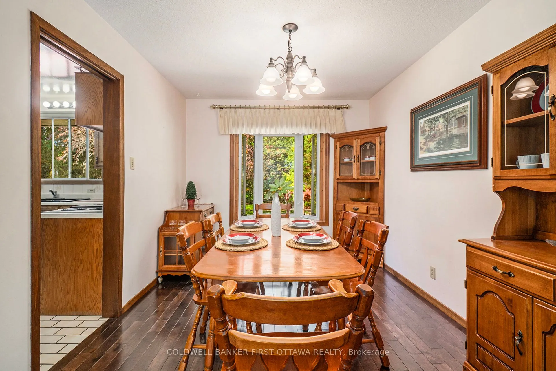 521 Ridgewood Drive