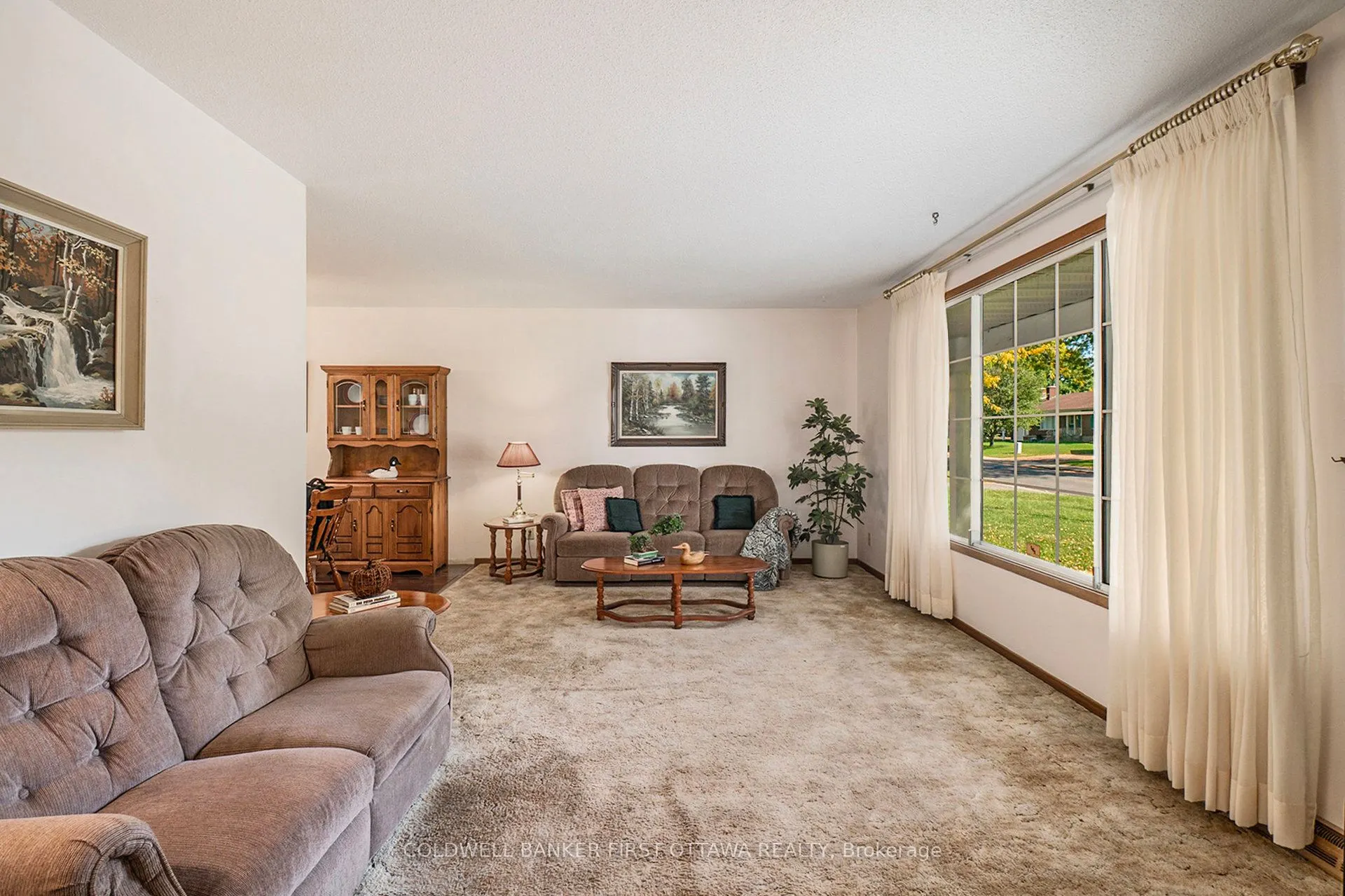 521 Ridgewood Drive