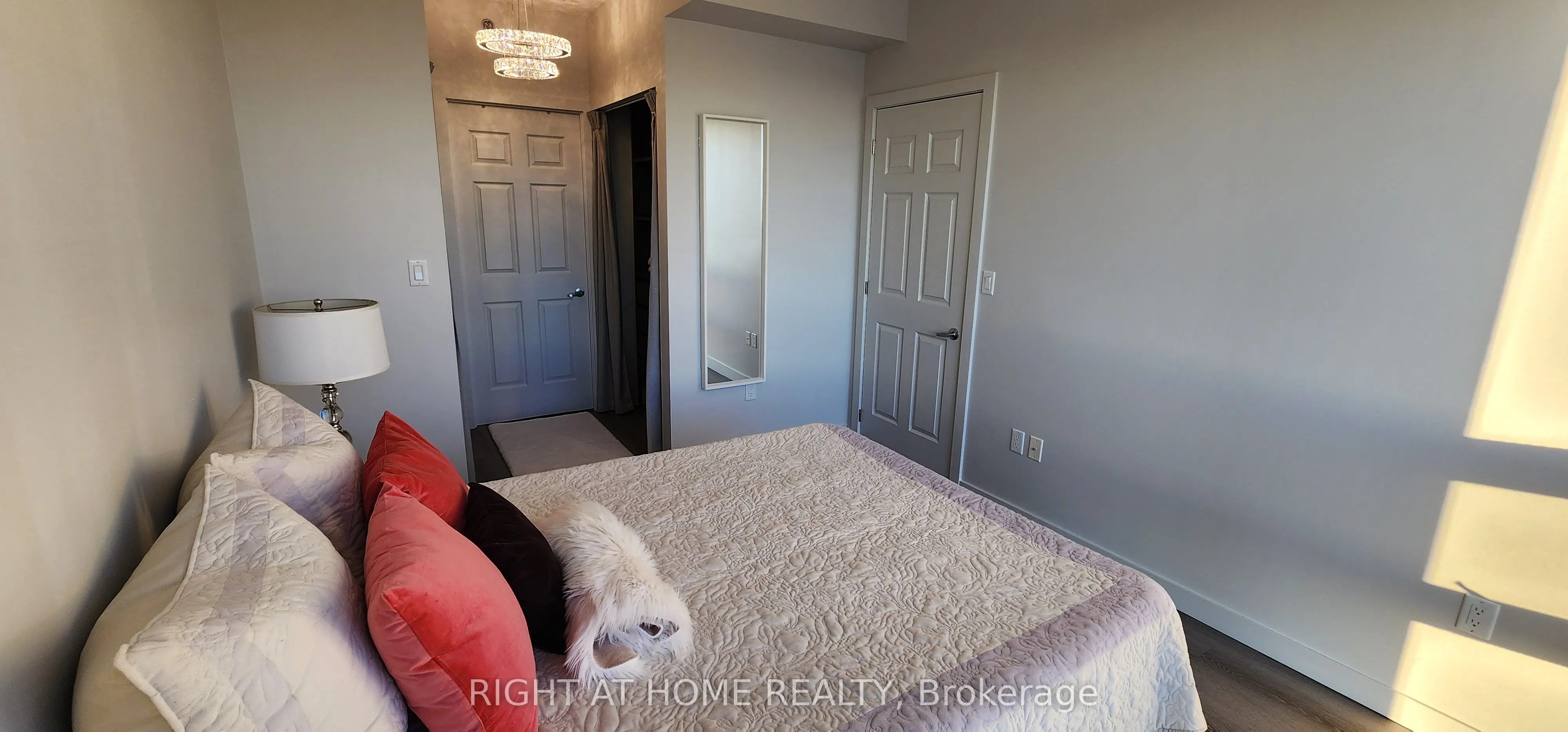 150 Water Street N, #1006