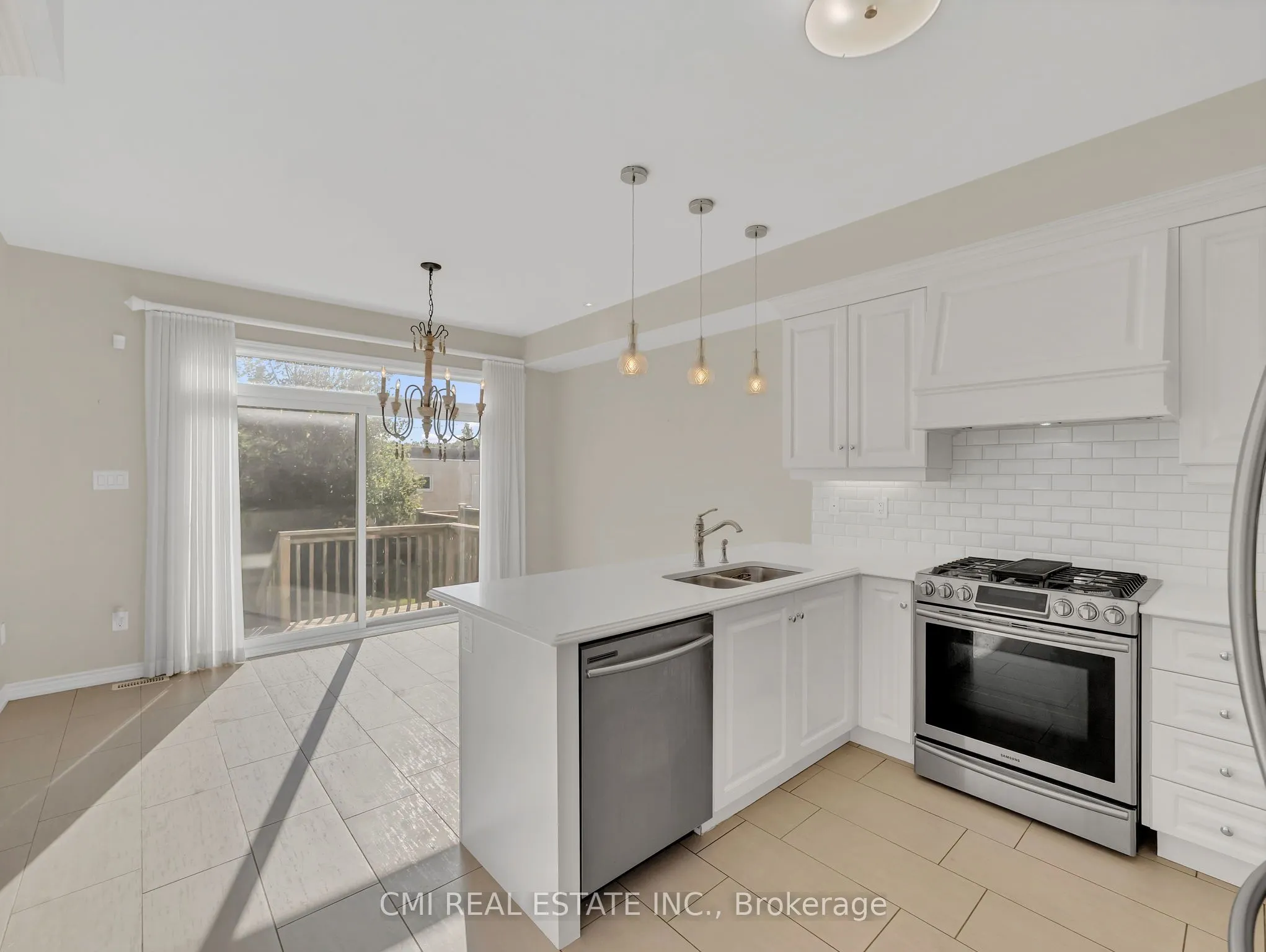 274 Esther Crescent
