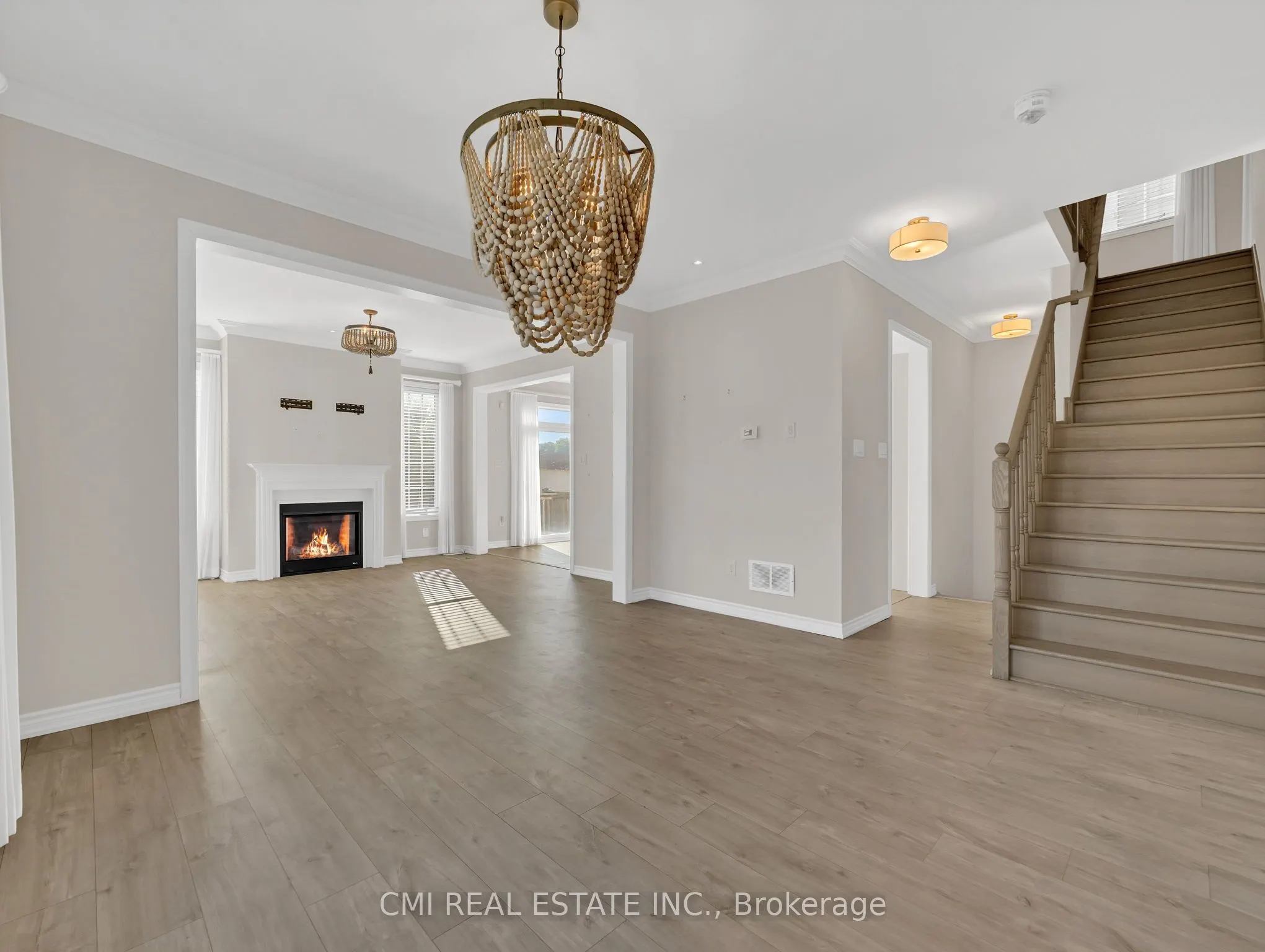 274 Esther Crescent