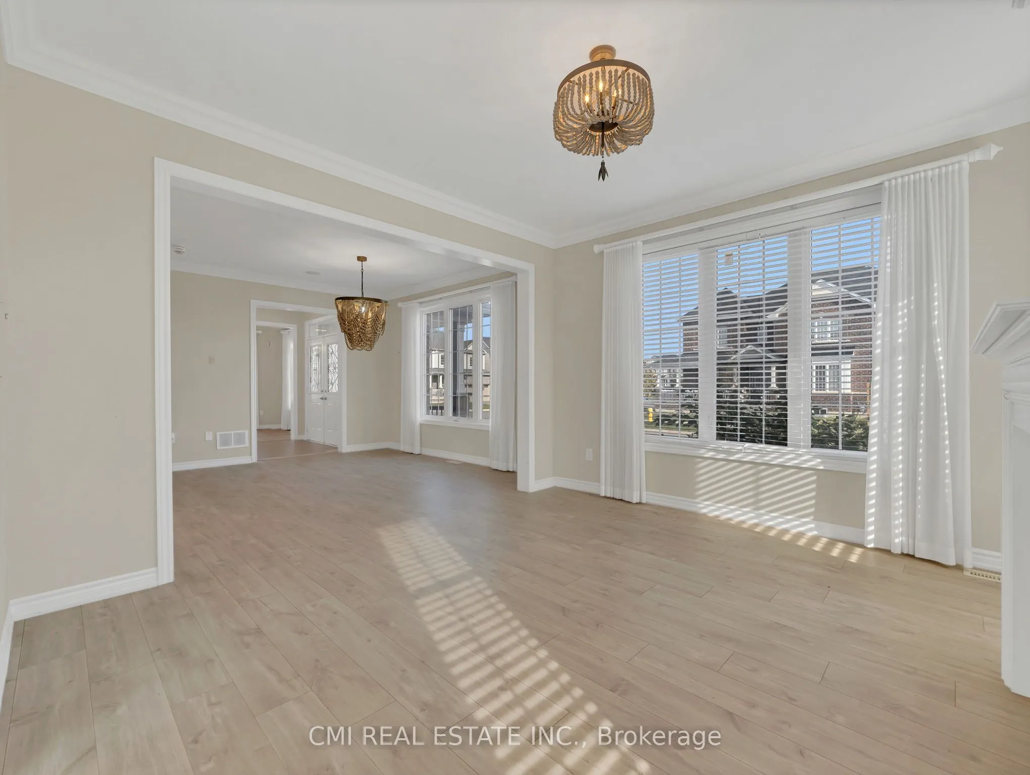 274 Esther Crescent