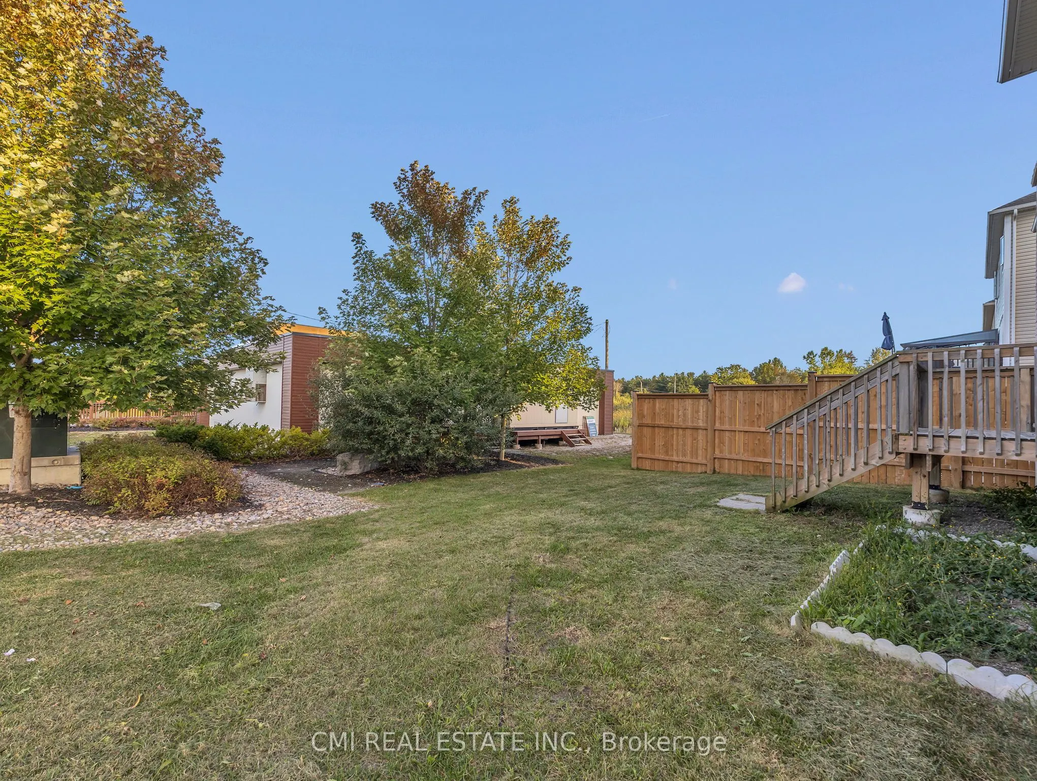 274 Esther Crescent